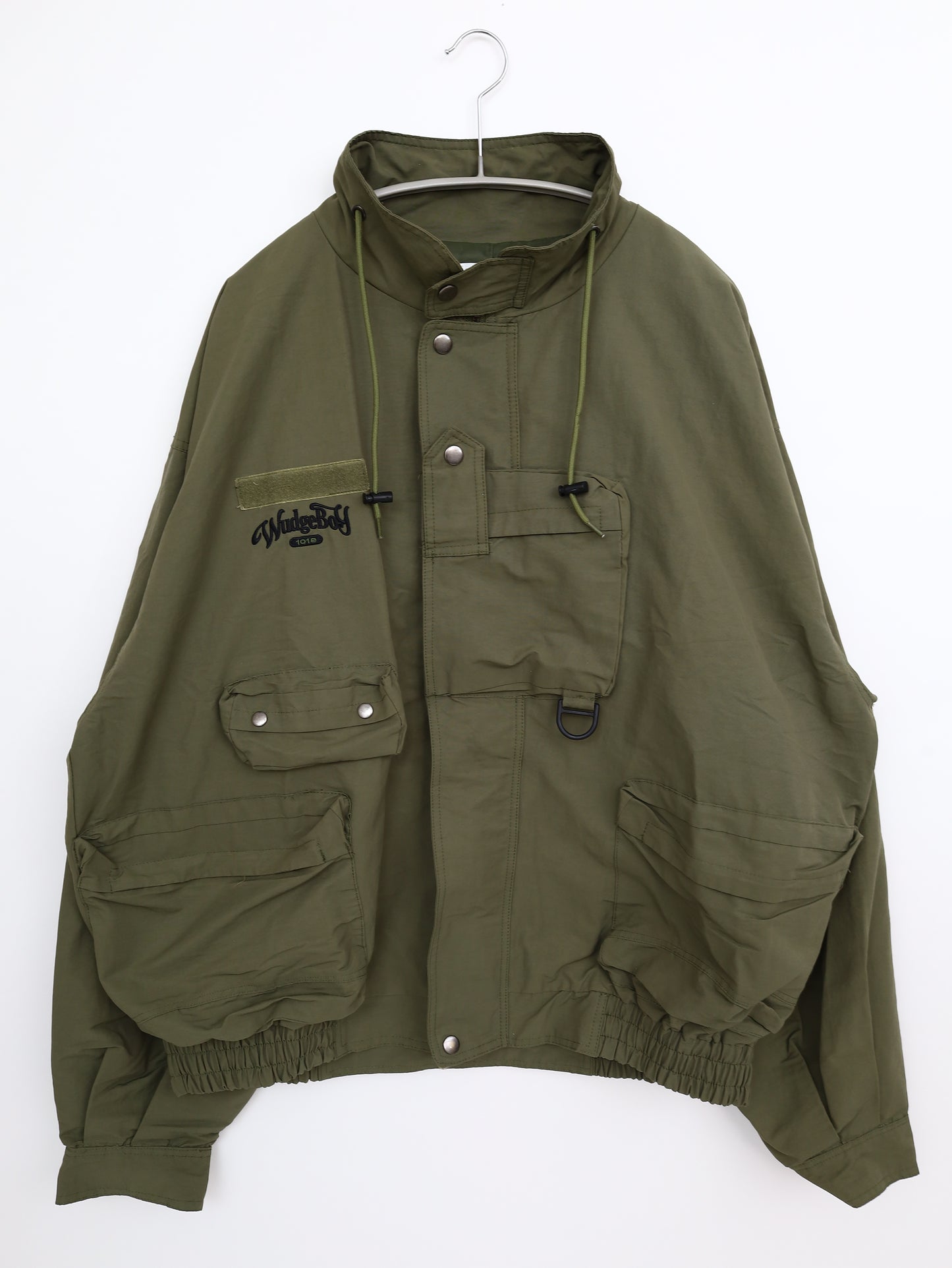ナイロンブルゾン