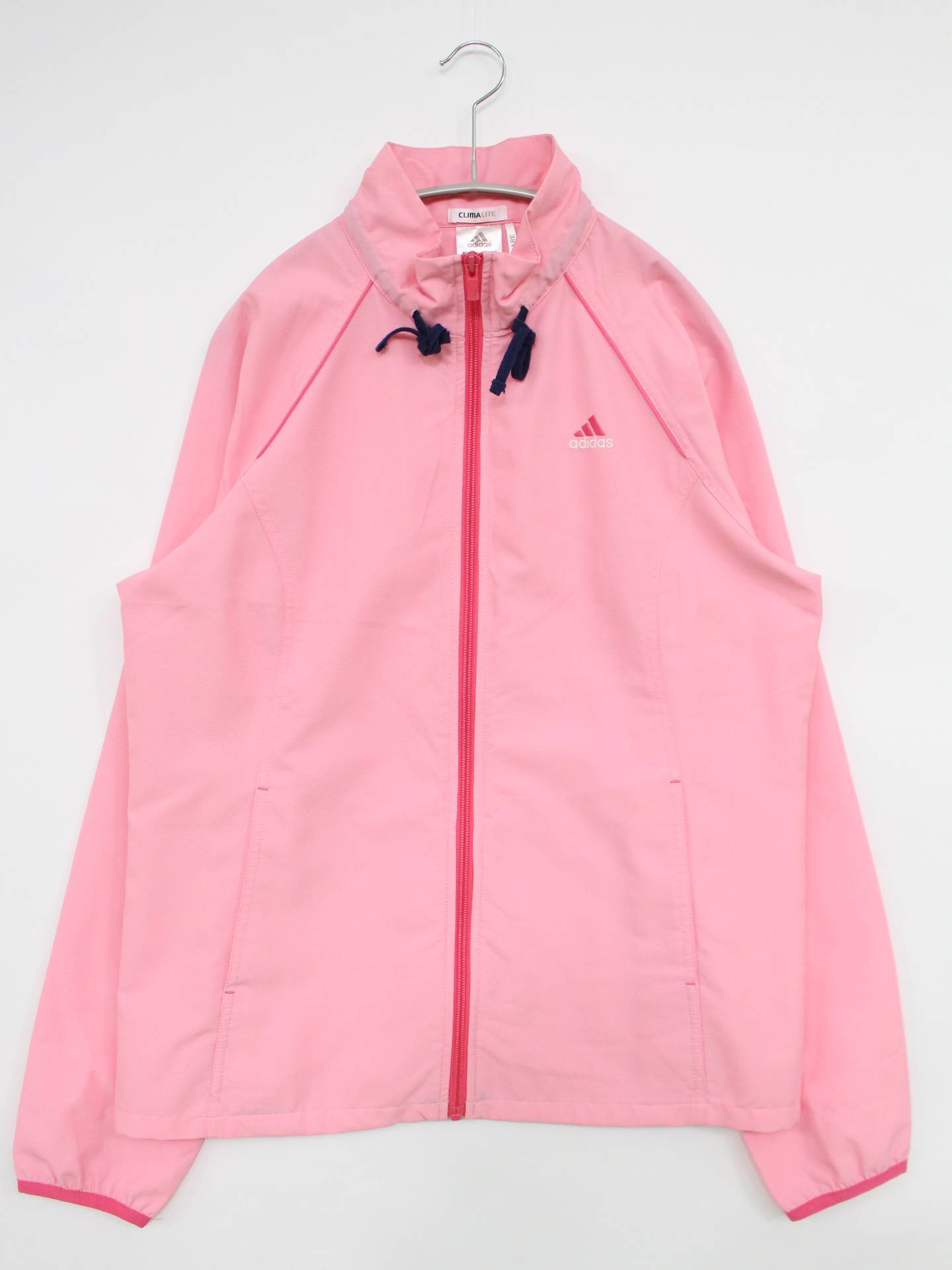 ナイロンジャケット