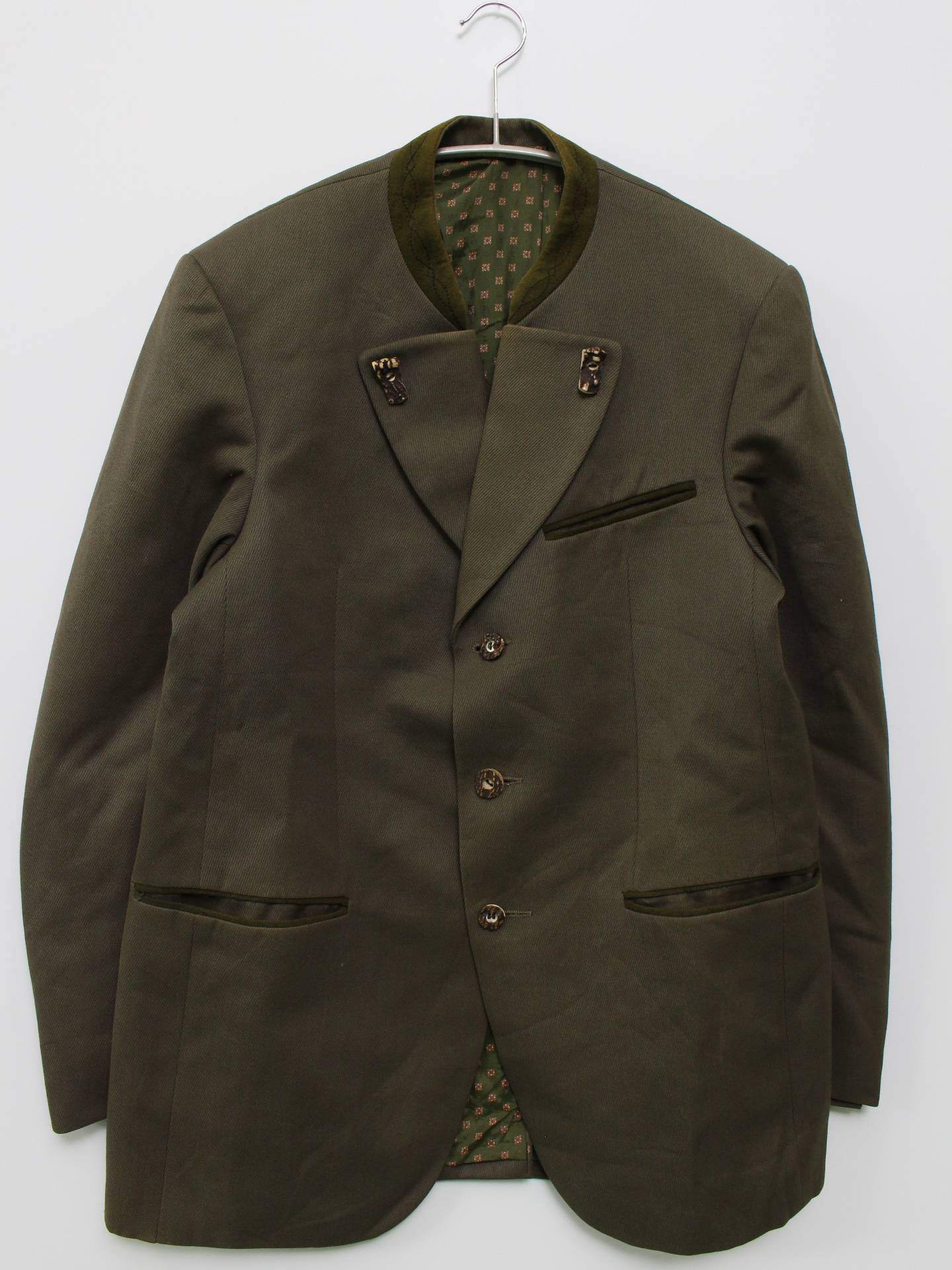 テーラードジャケット