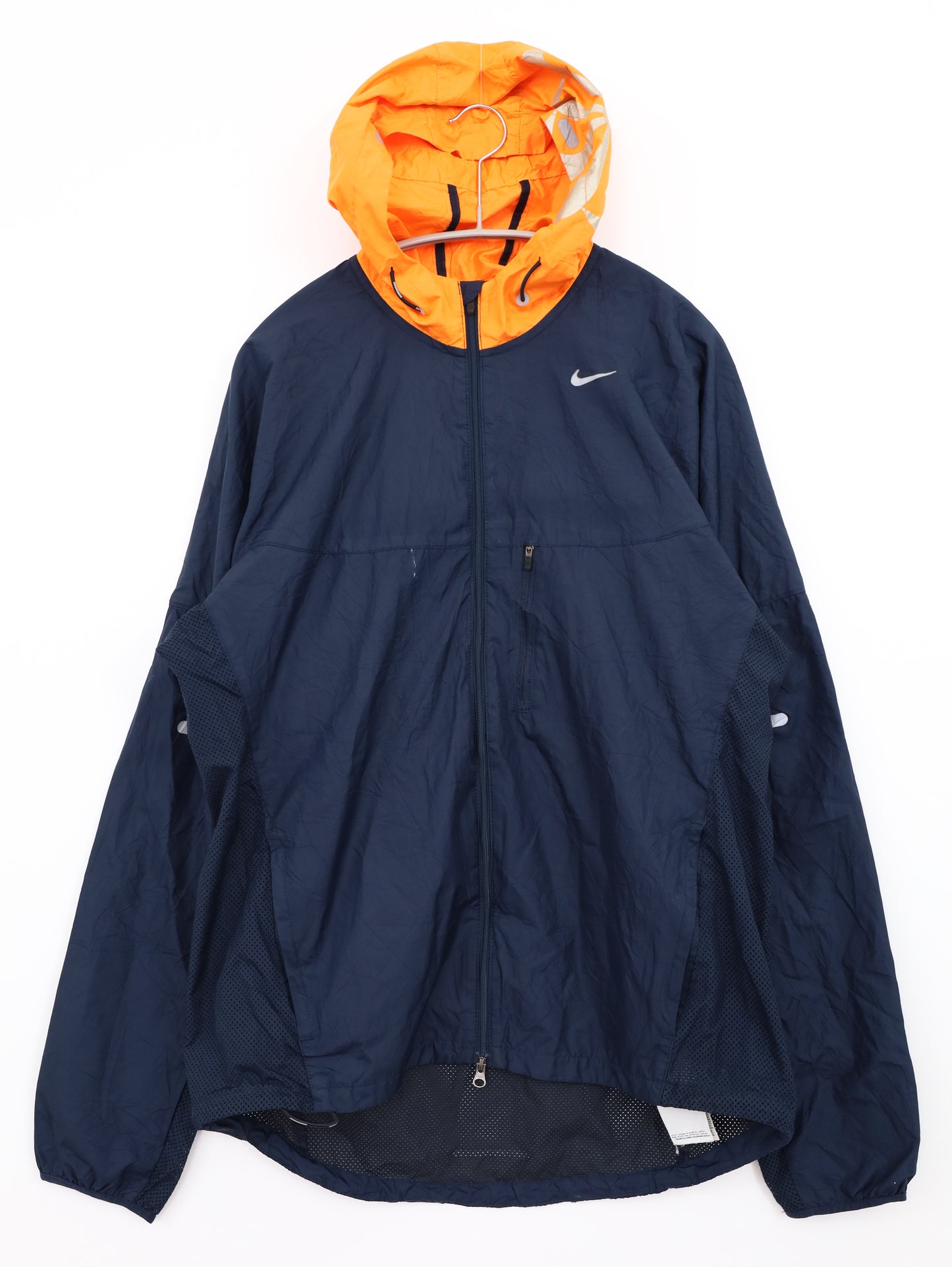 ナイロンジャケット