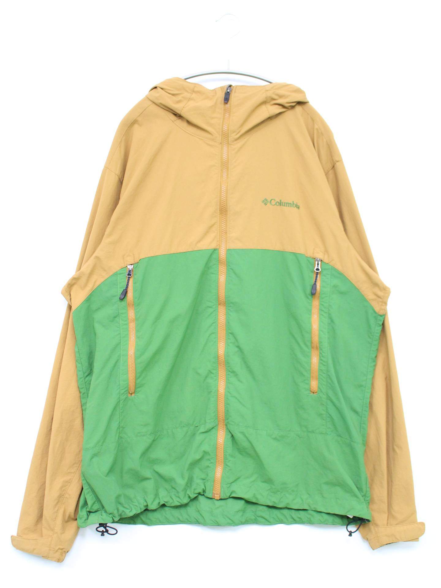 ナイロンジャケット