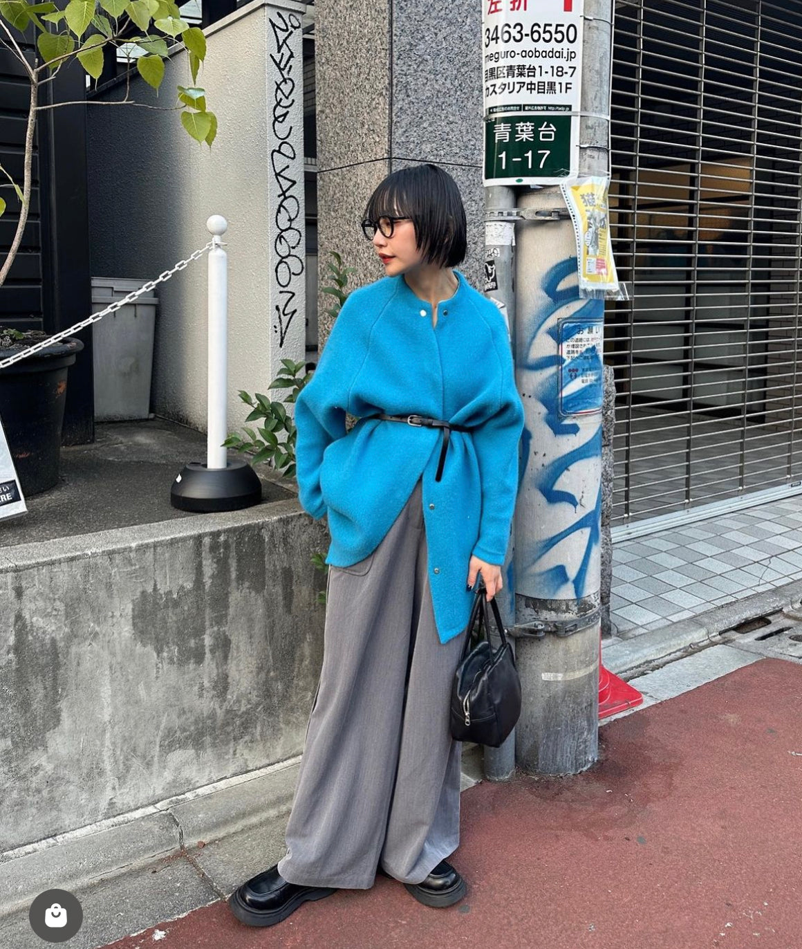 ニットカーディガン