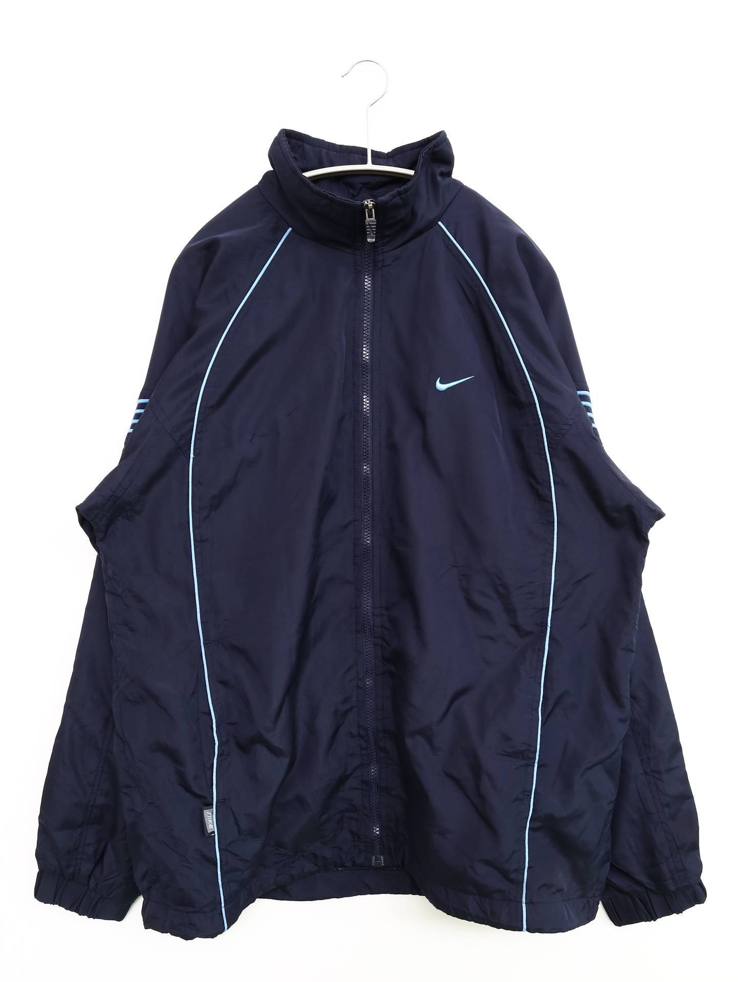 ナイロンジャケット