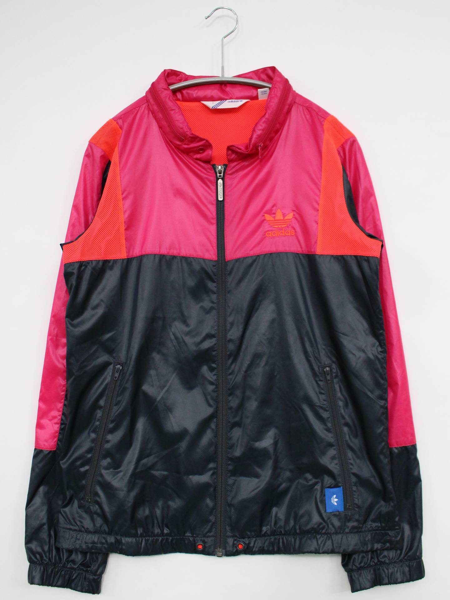 ナイロンジャケット