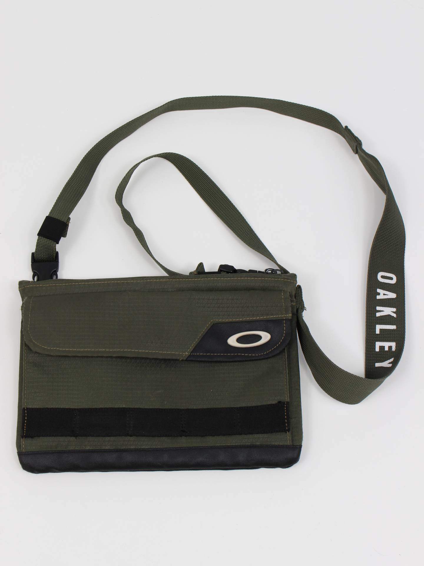 ショルダーバッグ