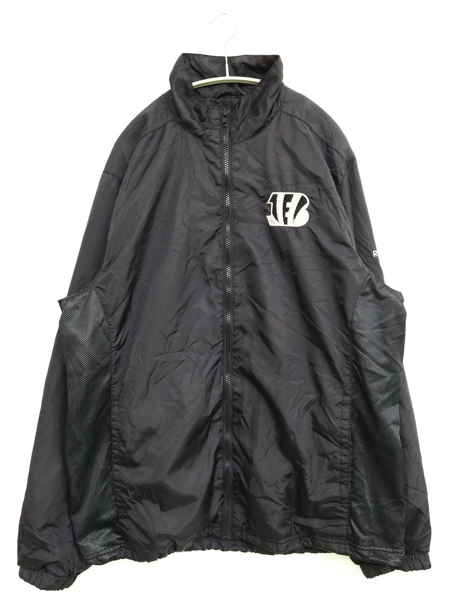 ナイロンジャケット