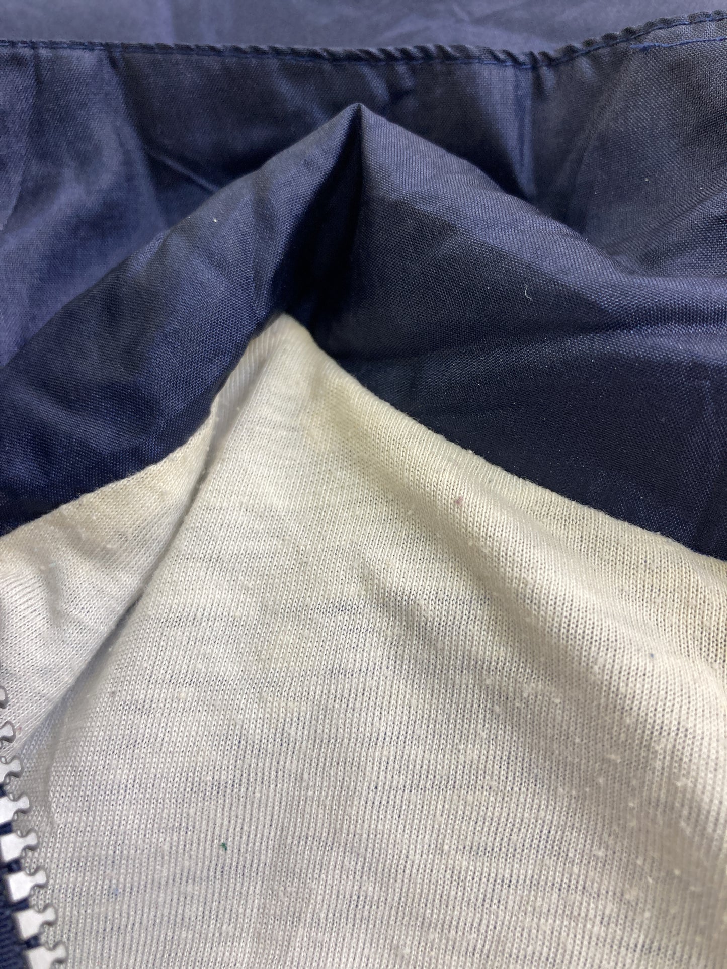 ナイロンジャケット