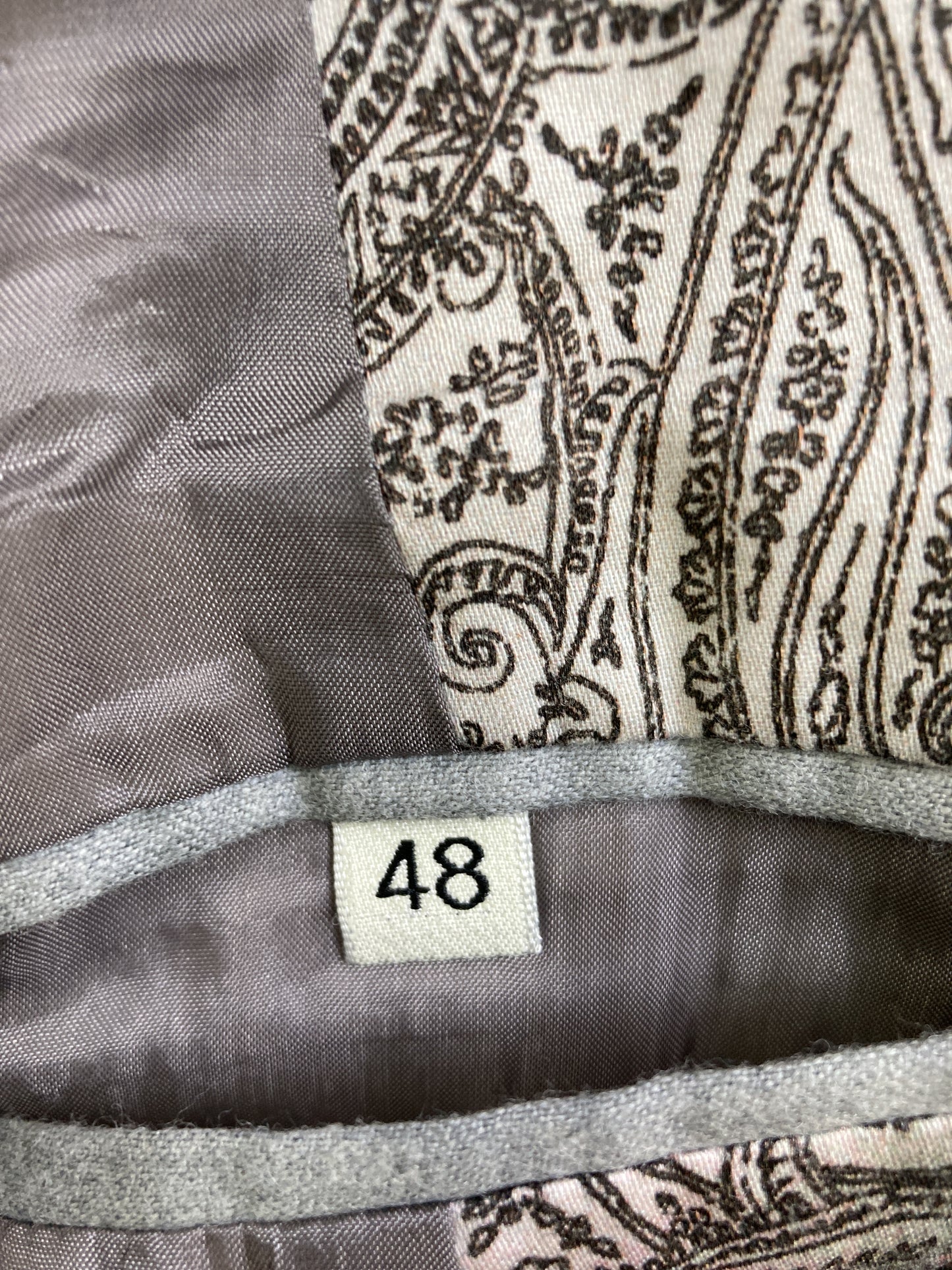 テーラードジャケット