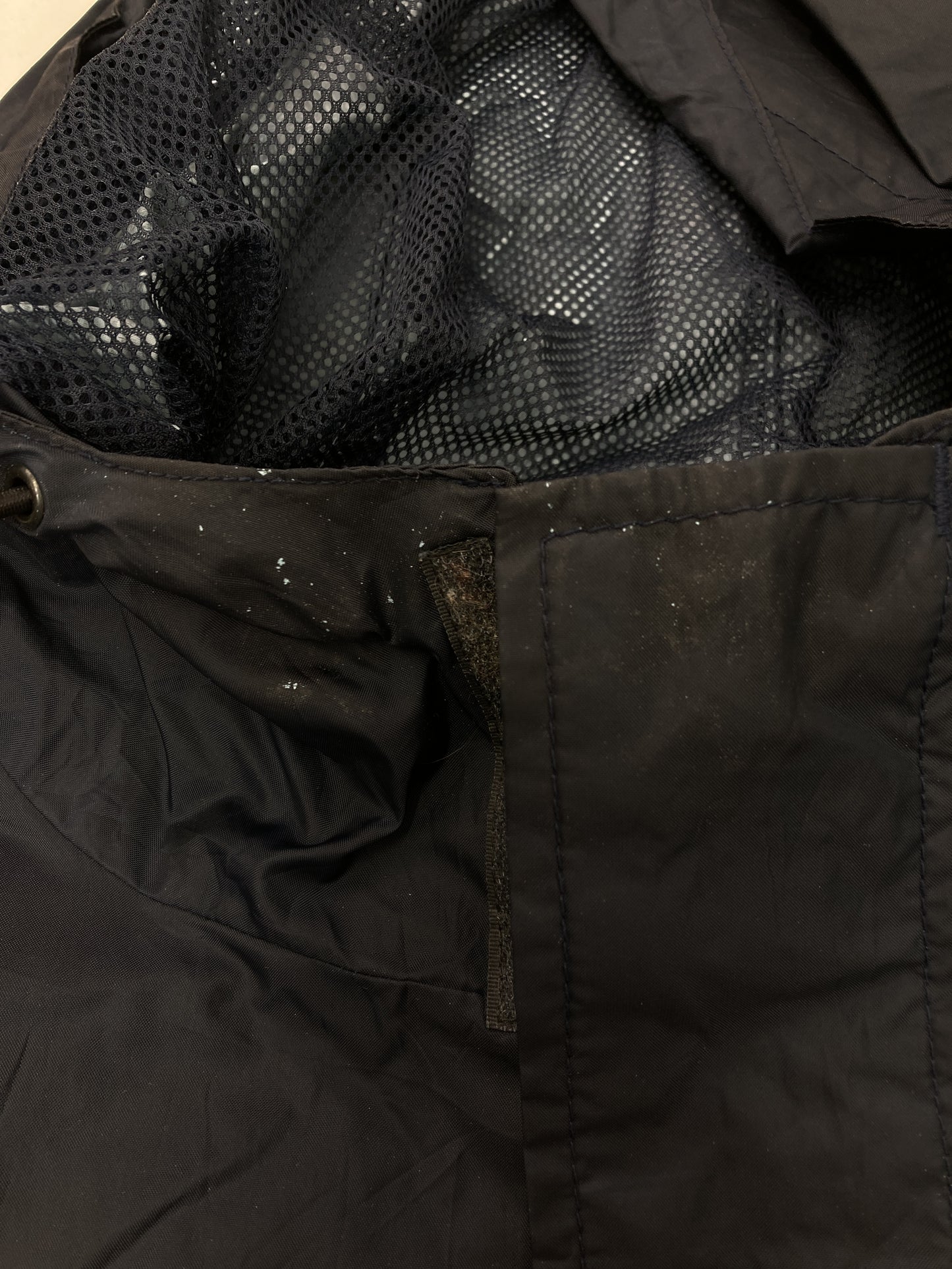 ナイロンジャケット