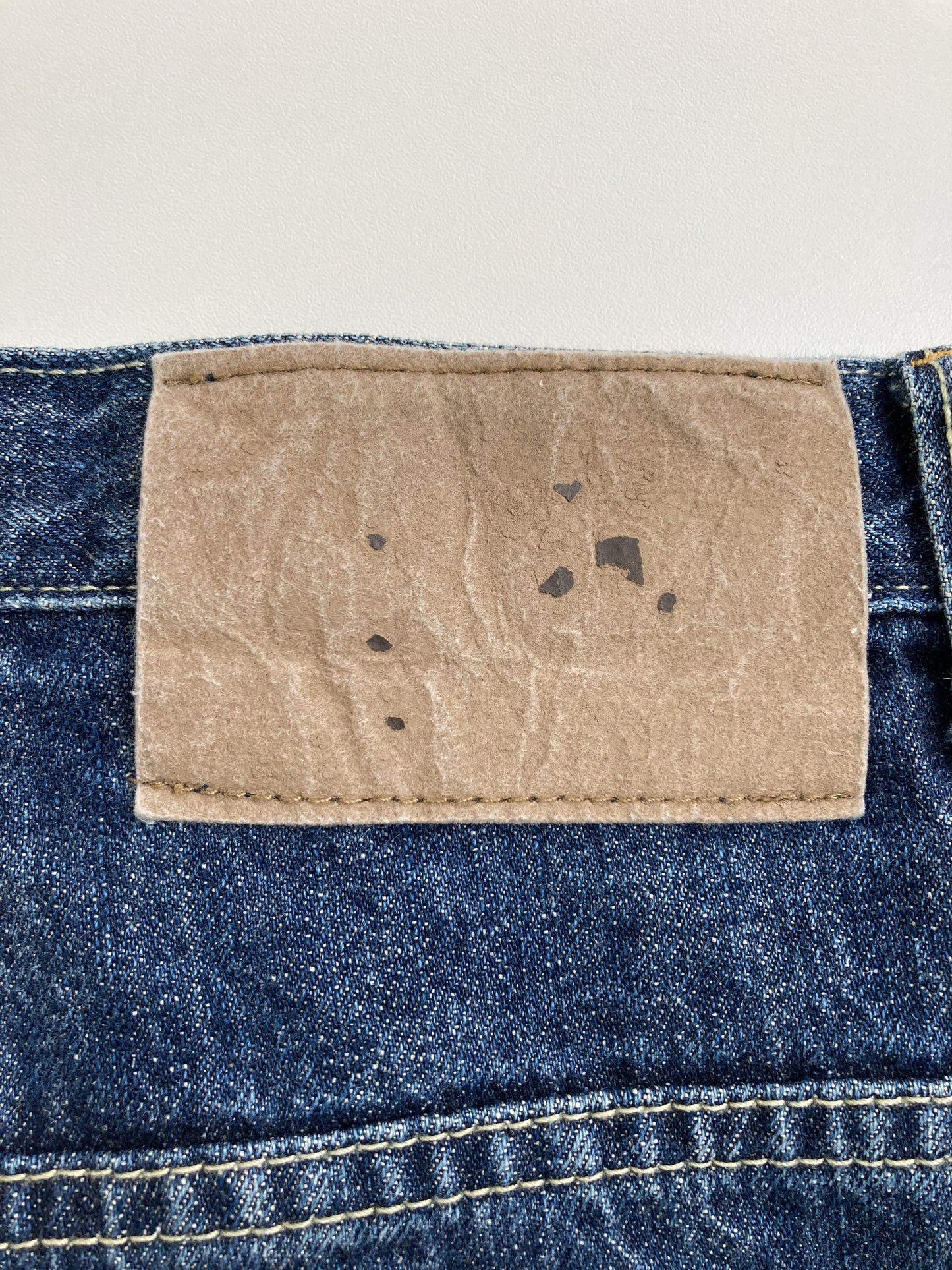 デニムパンツ