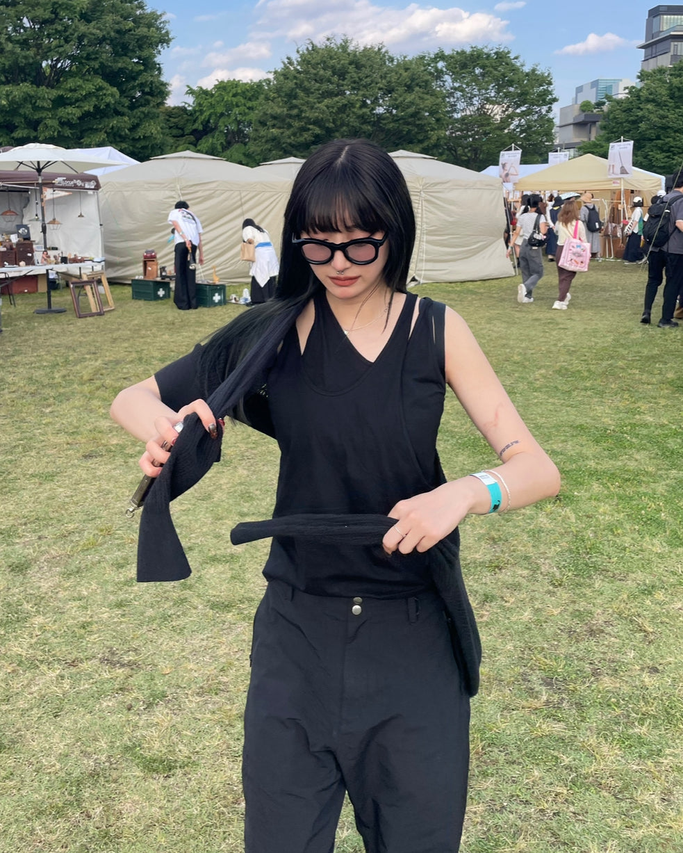 タンクトップ