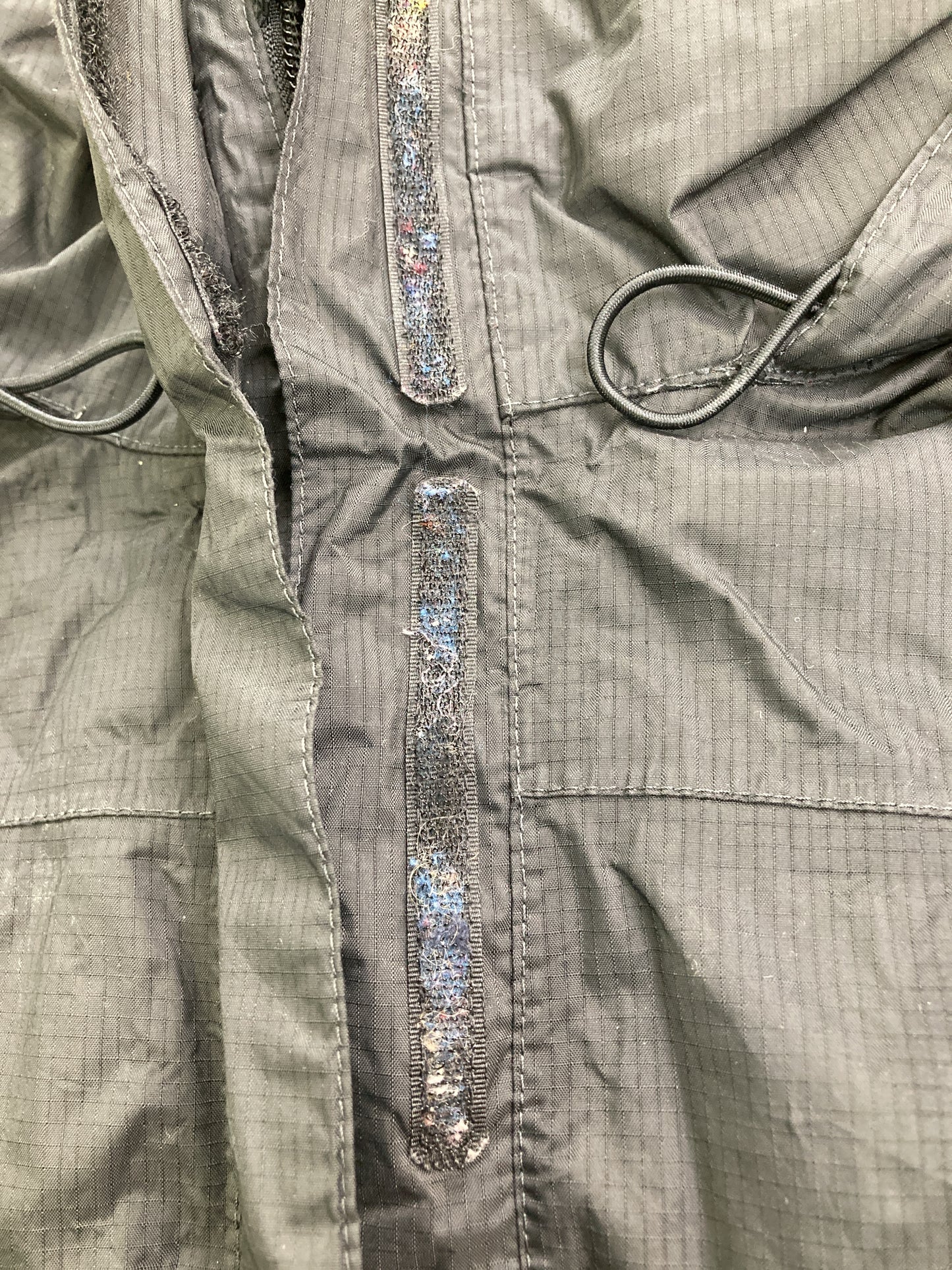 ナイロンジャケット