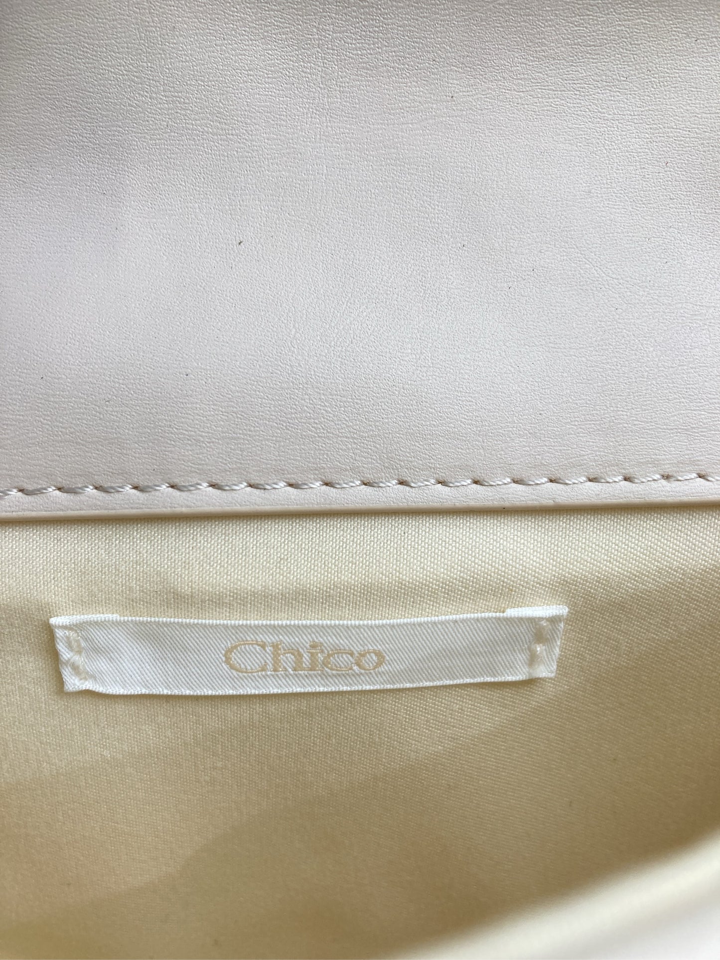 ショルダーバッグ