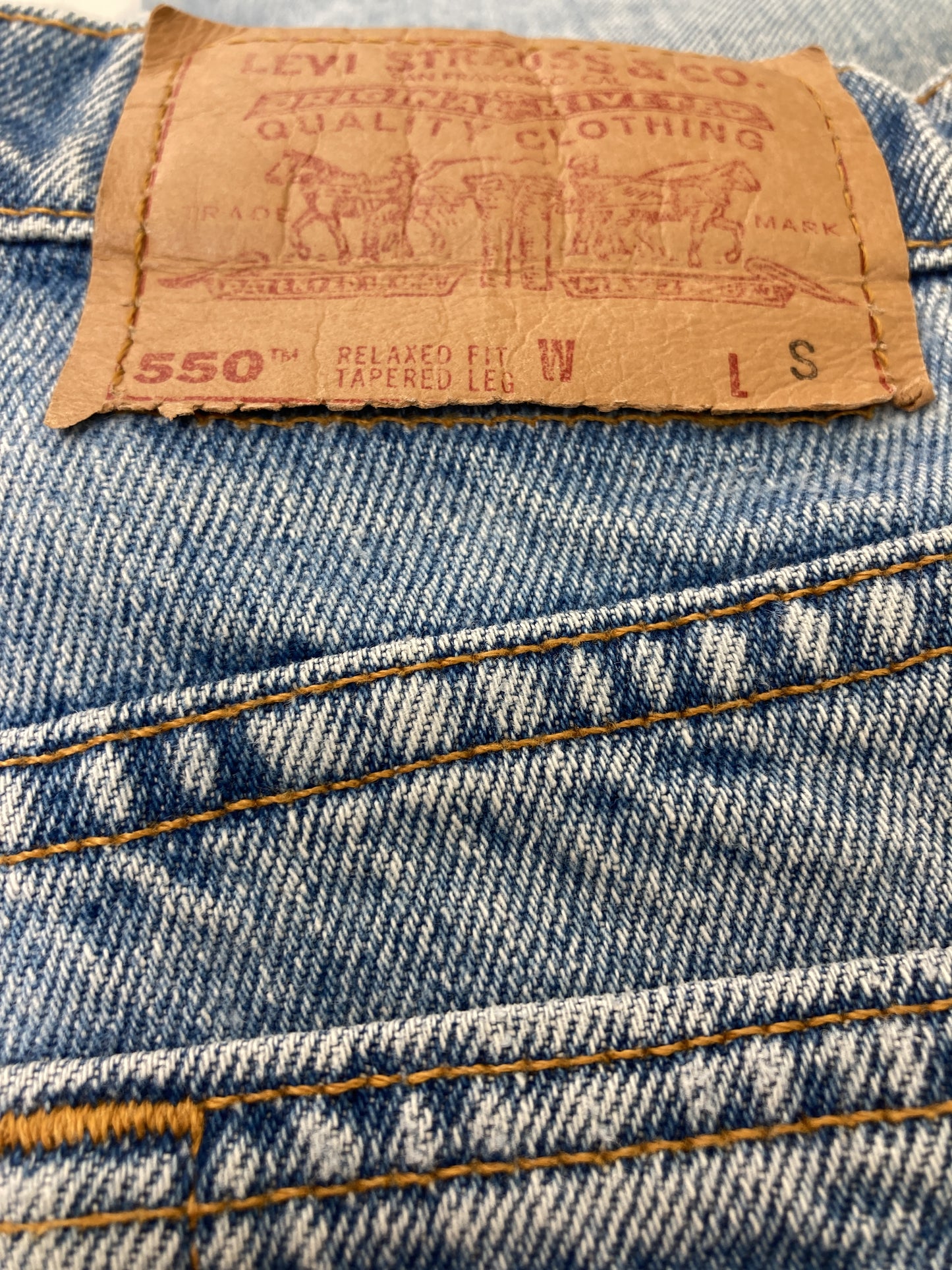 デニムパンツ