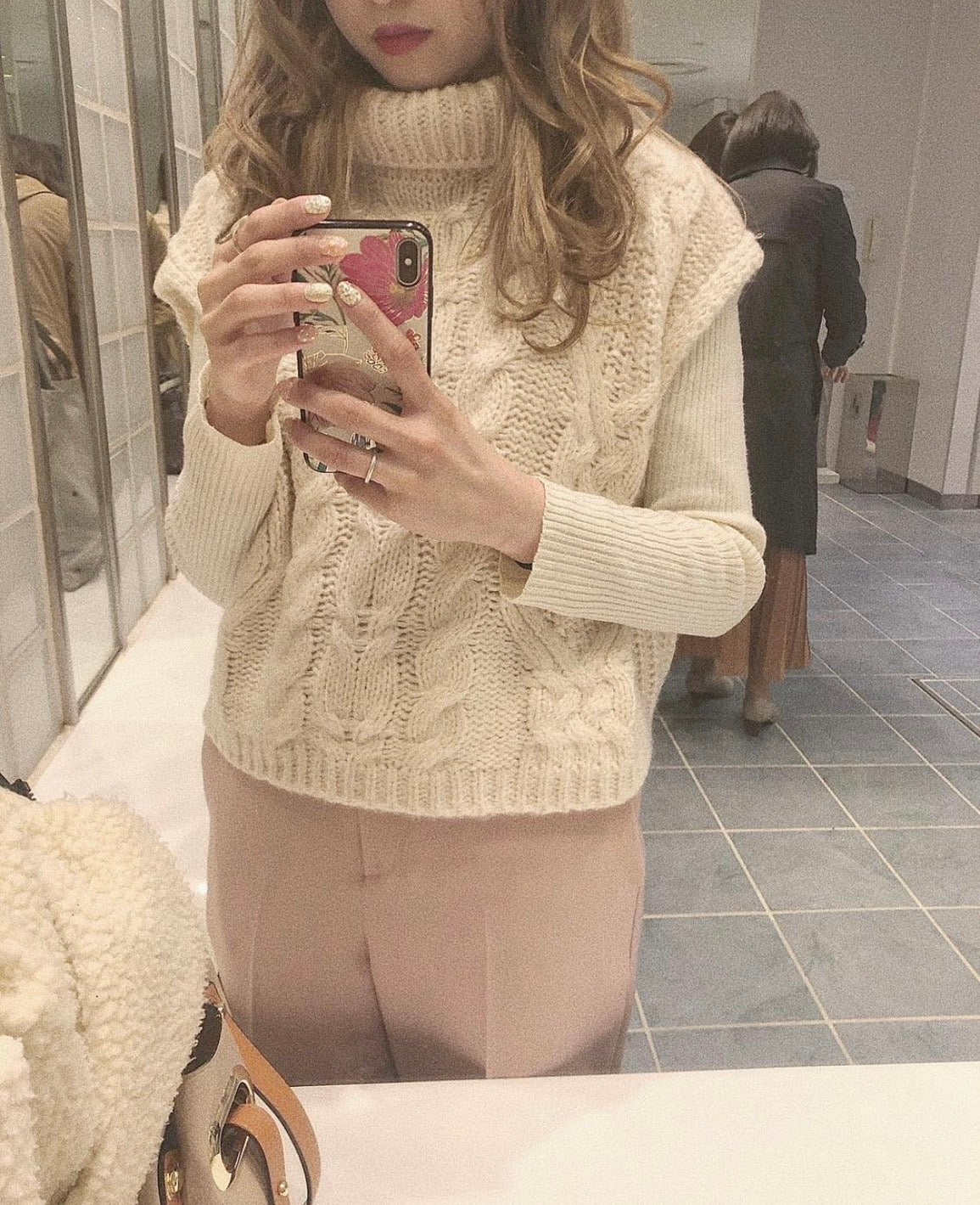 ニットベスト
