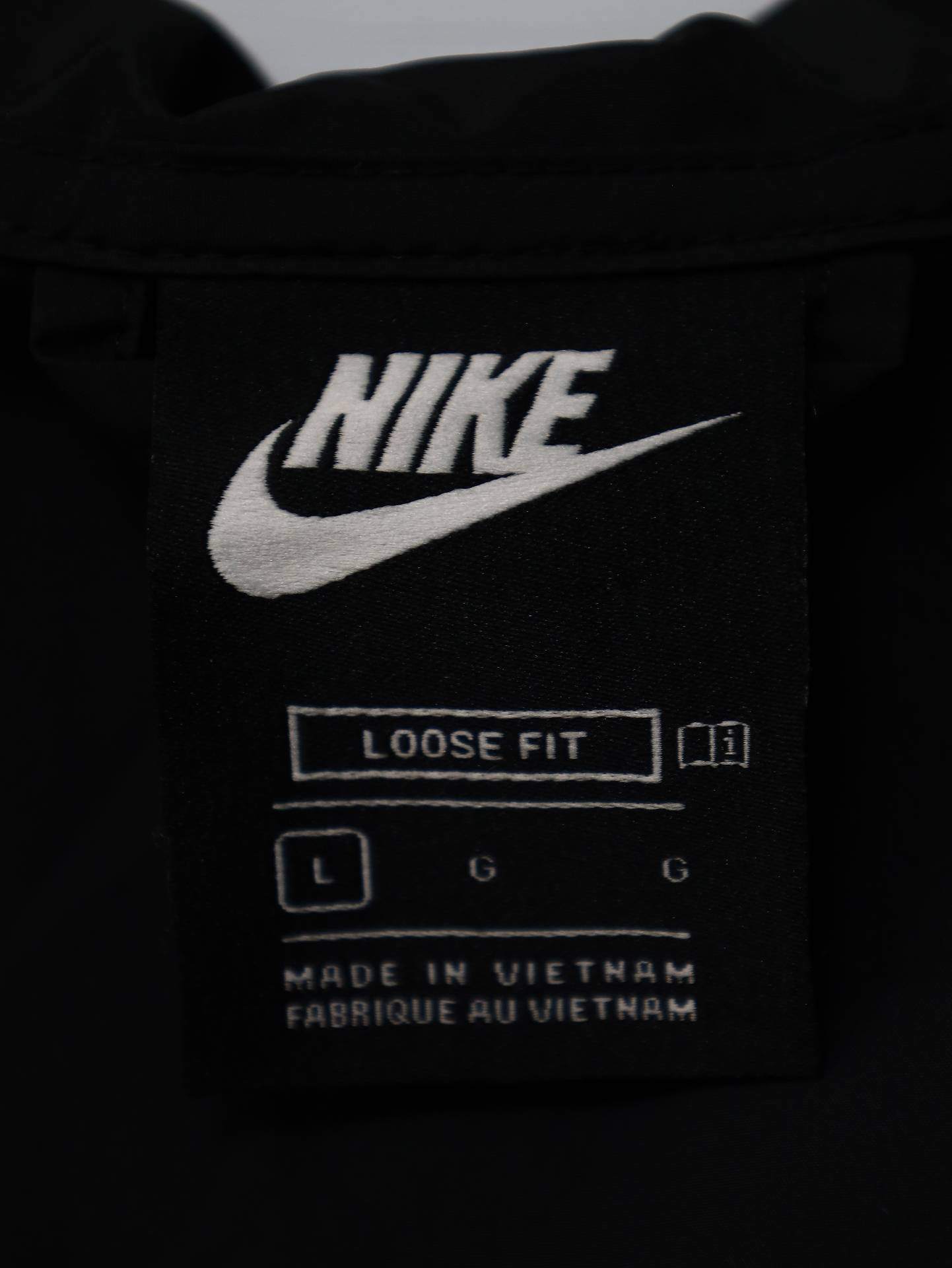 ナイロンジャケット