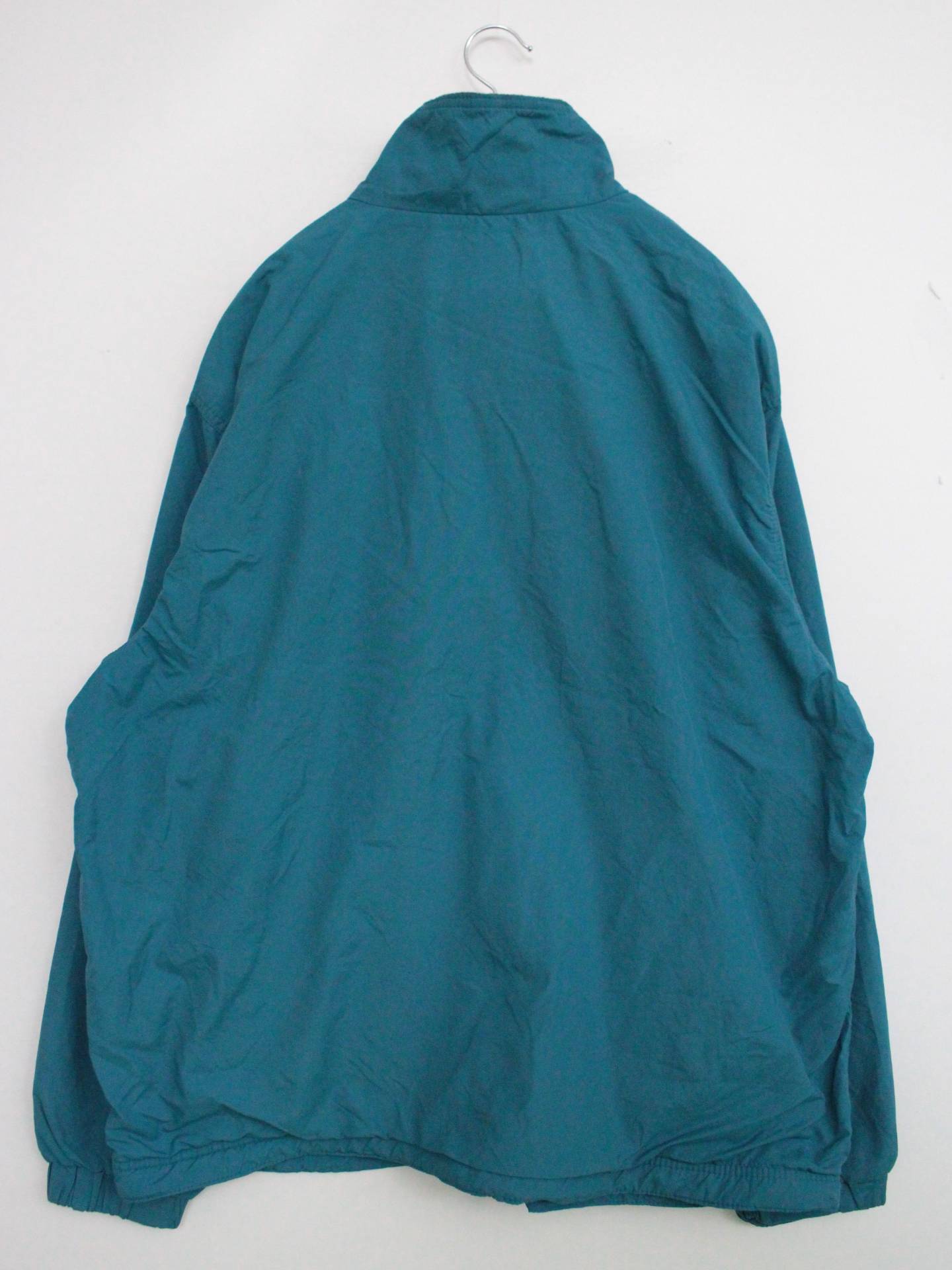 ナイロンジャケット