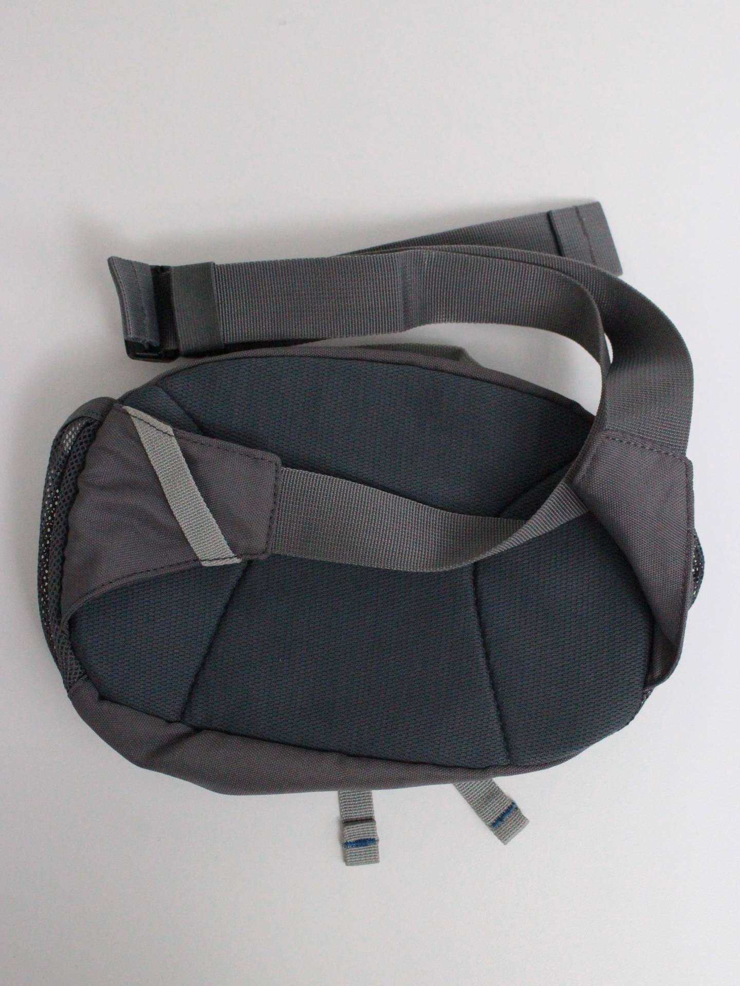 ショルダーバッグ