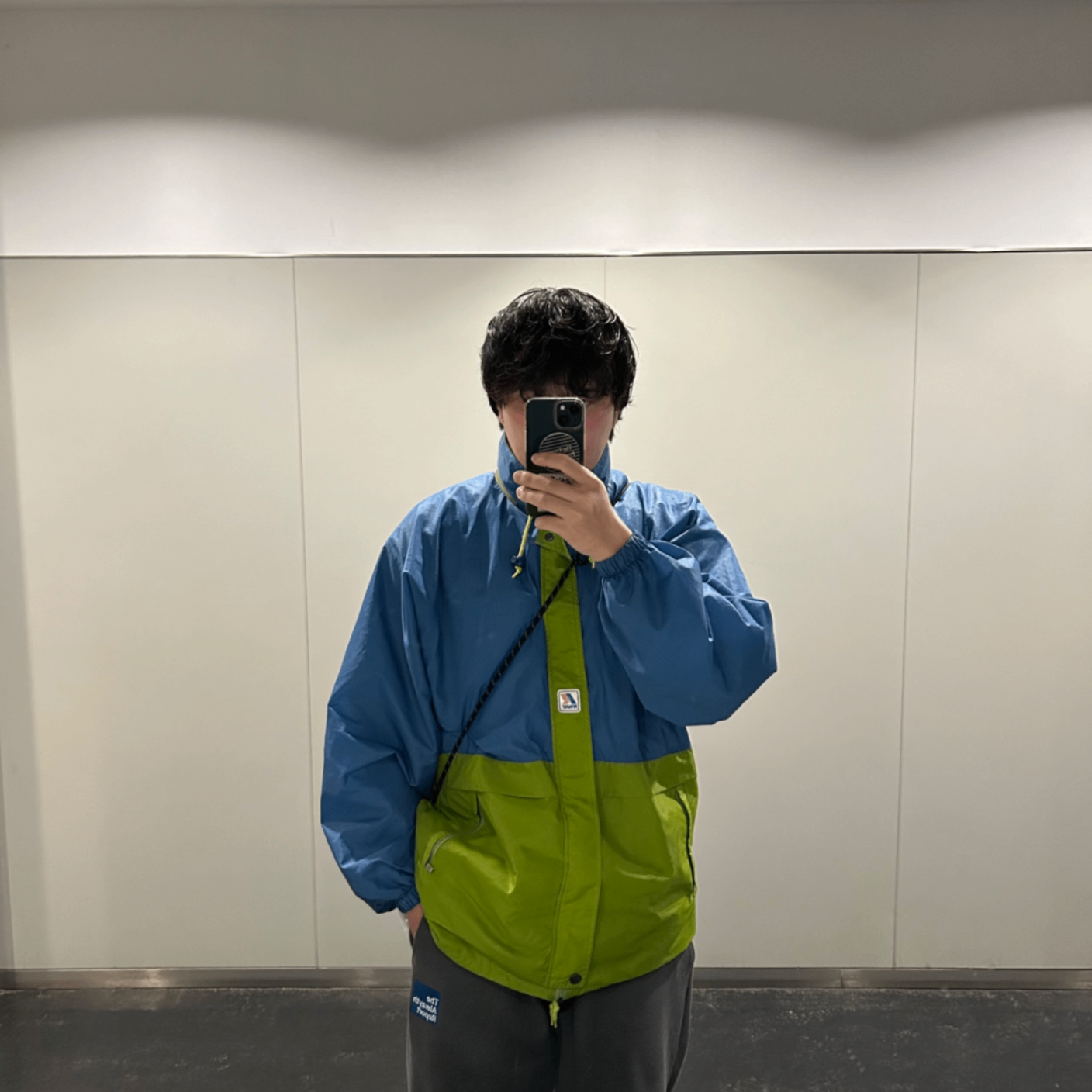 ナイロンジャケット