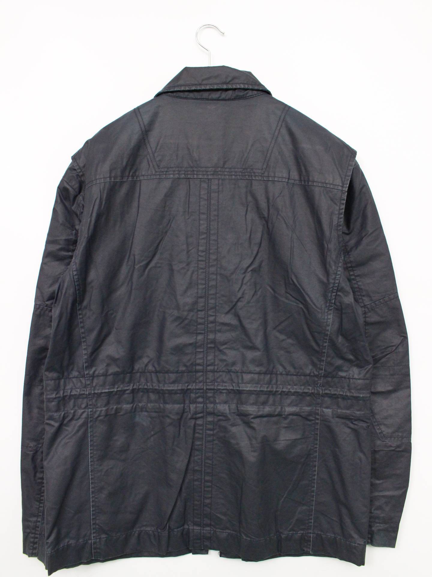 ナイロンジャケット