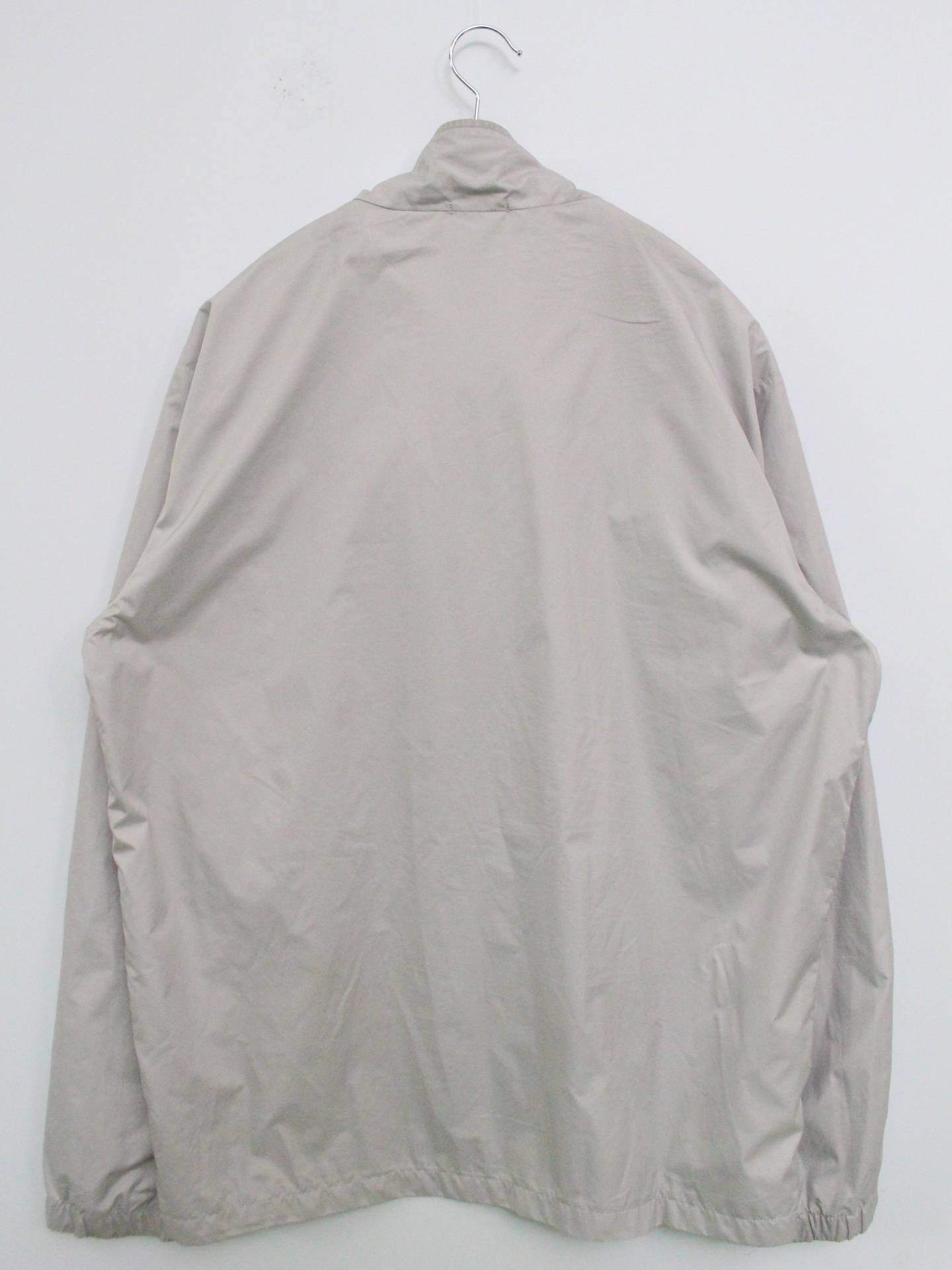 ナイロンジャケット