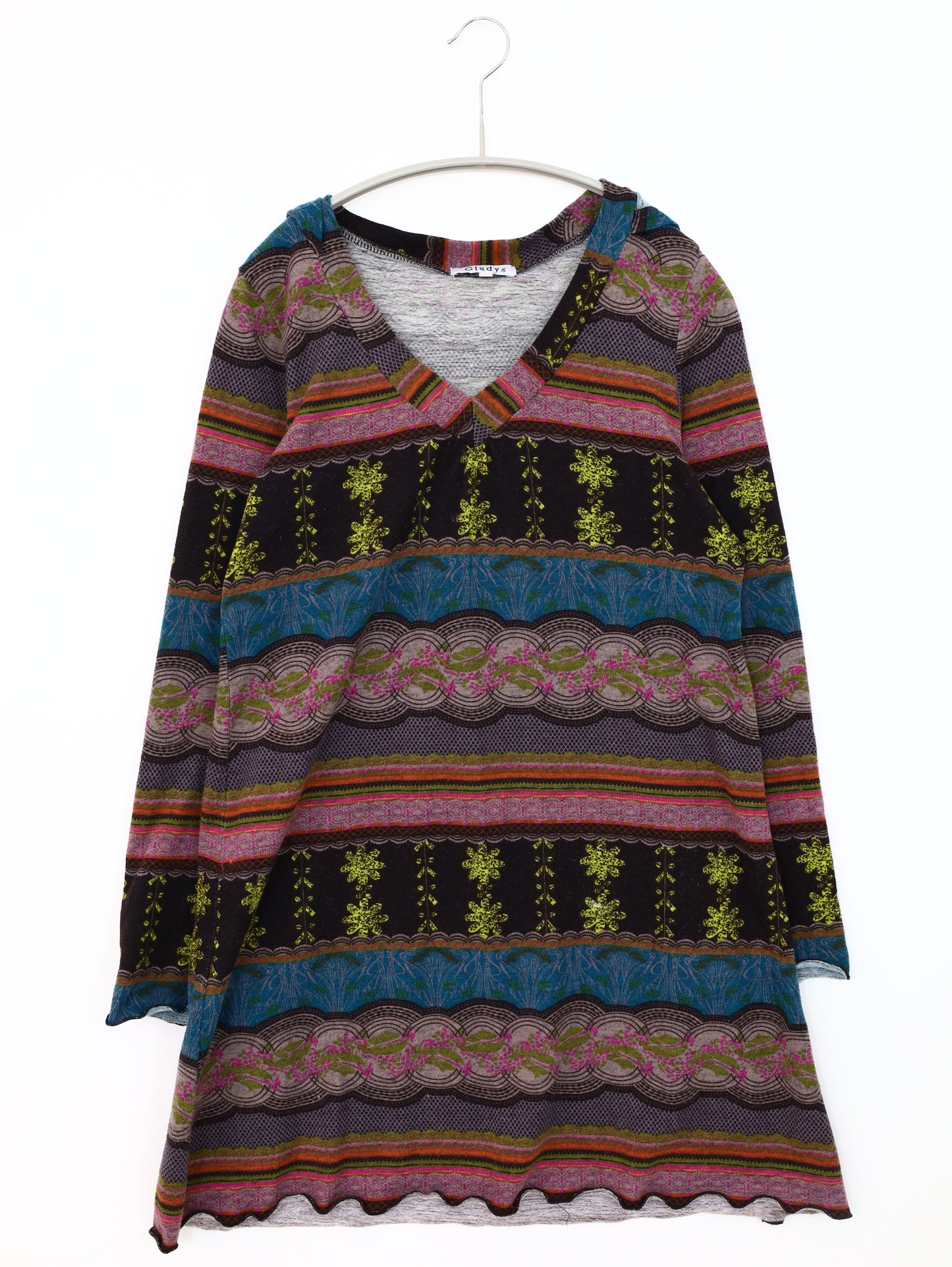 ロングTシャツ
