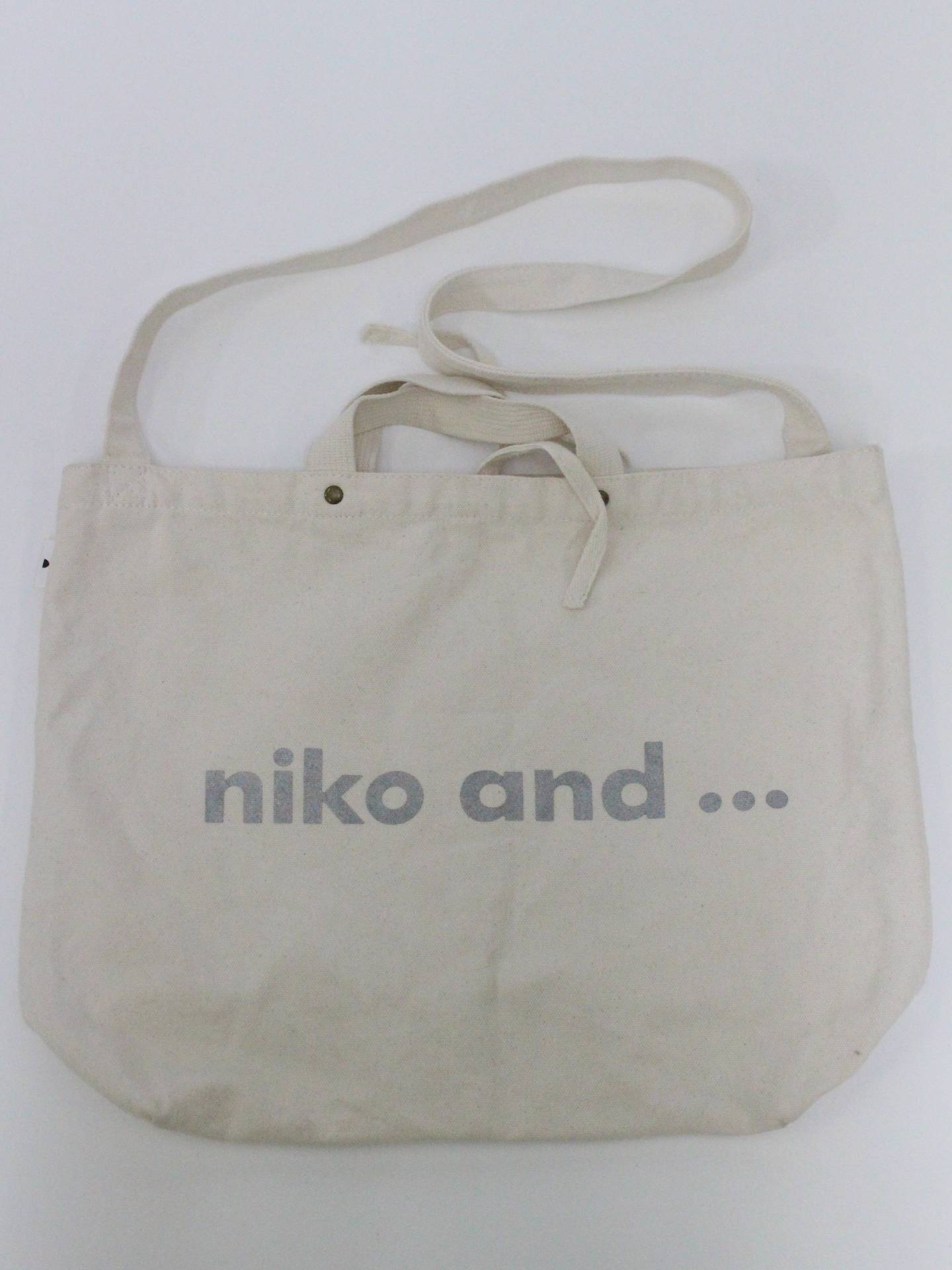 ショルダーバッグ