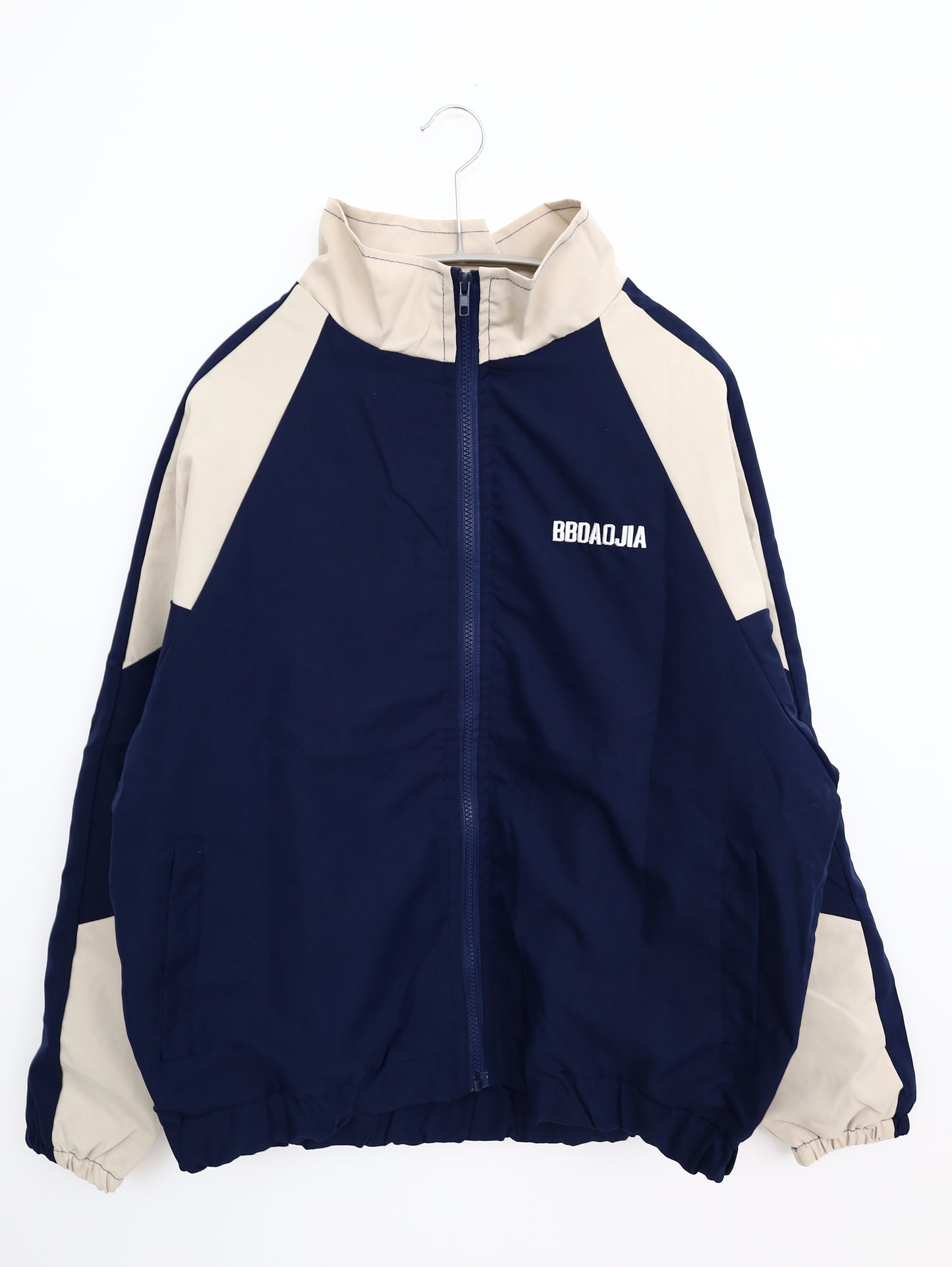 ナイロンジャケット