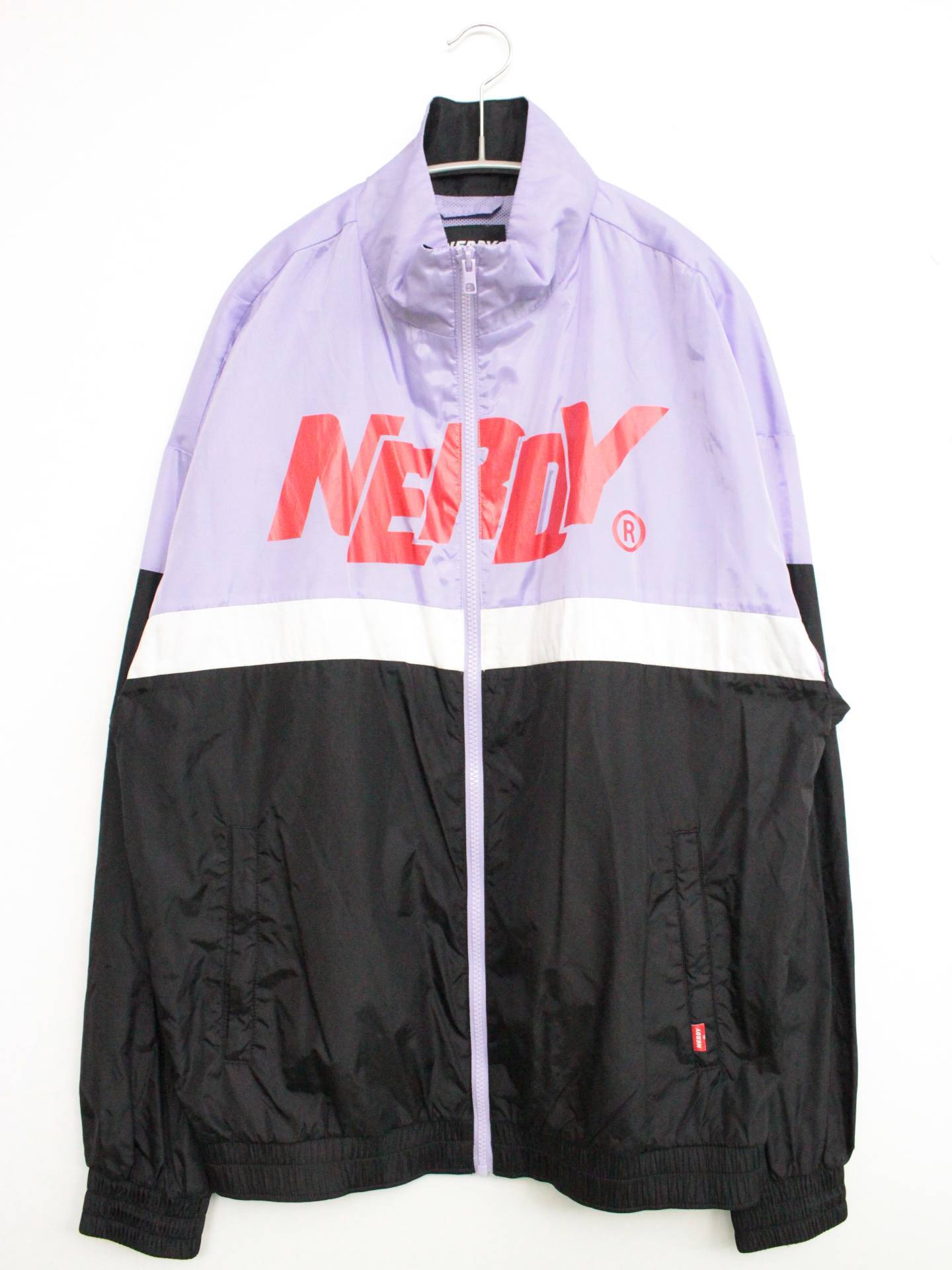 ナイロンジャケット