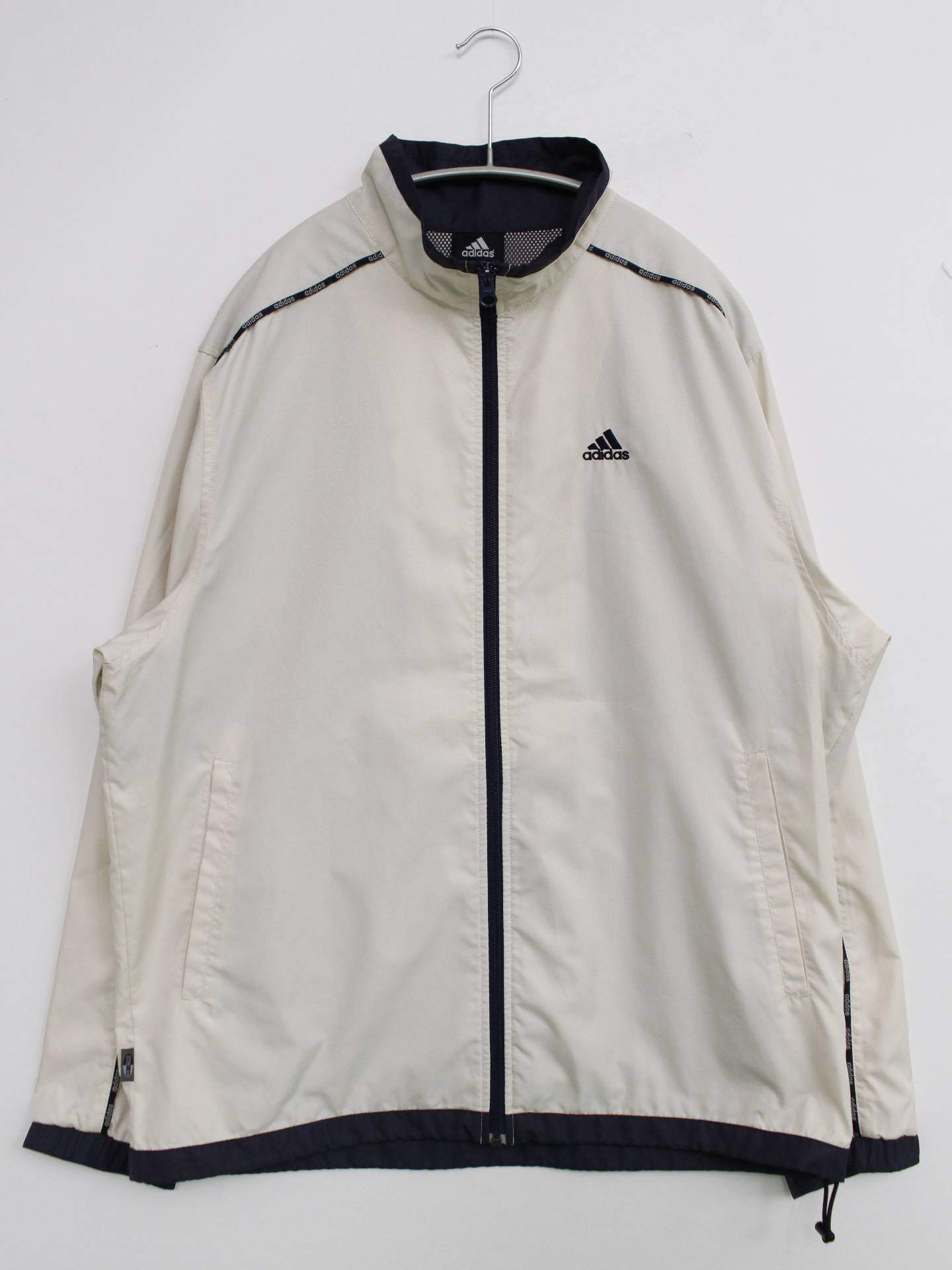 ナイロンジャケット