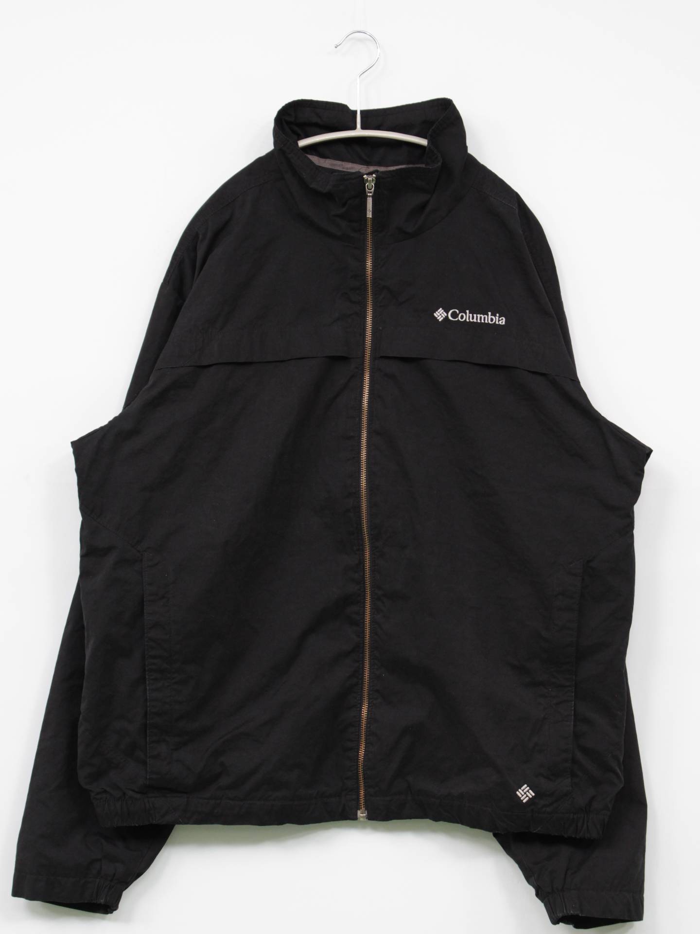 ナイロンジャケット