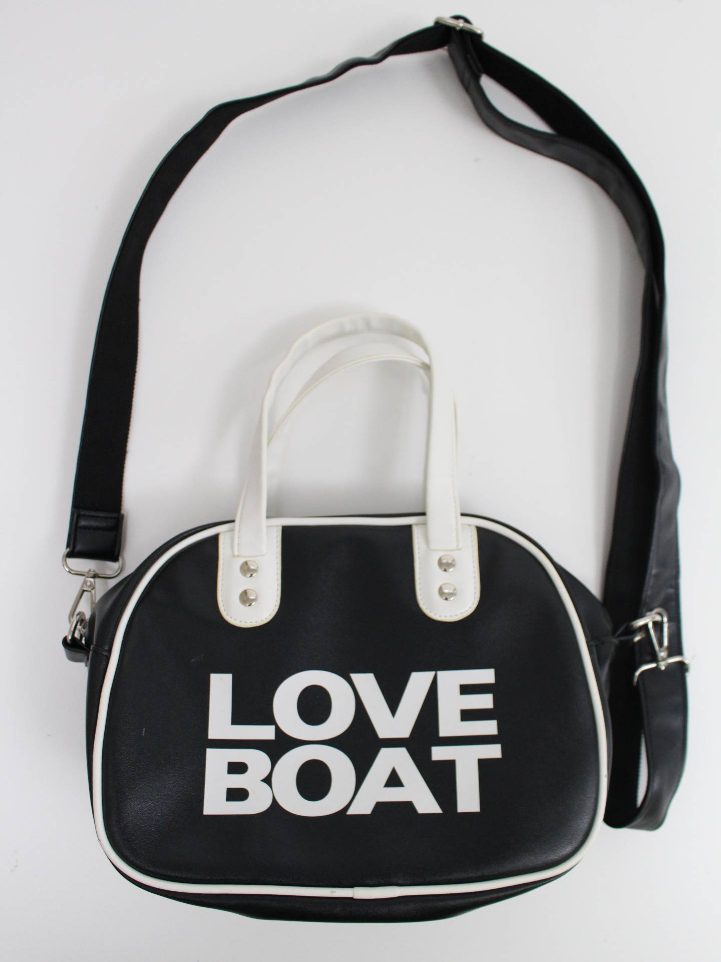 ショルダーバッグ