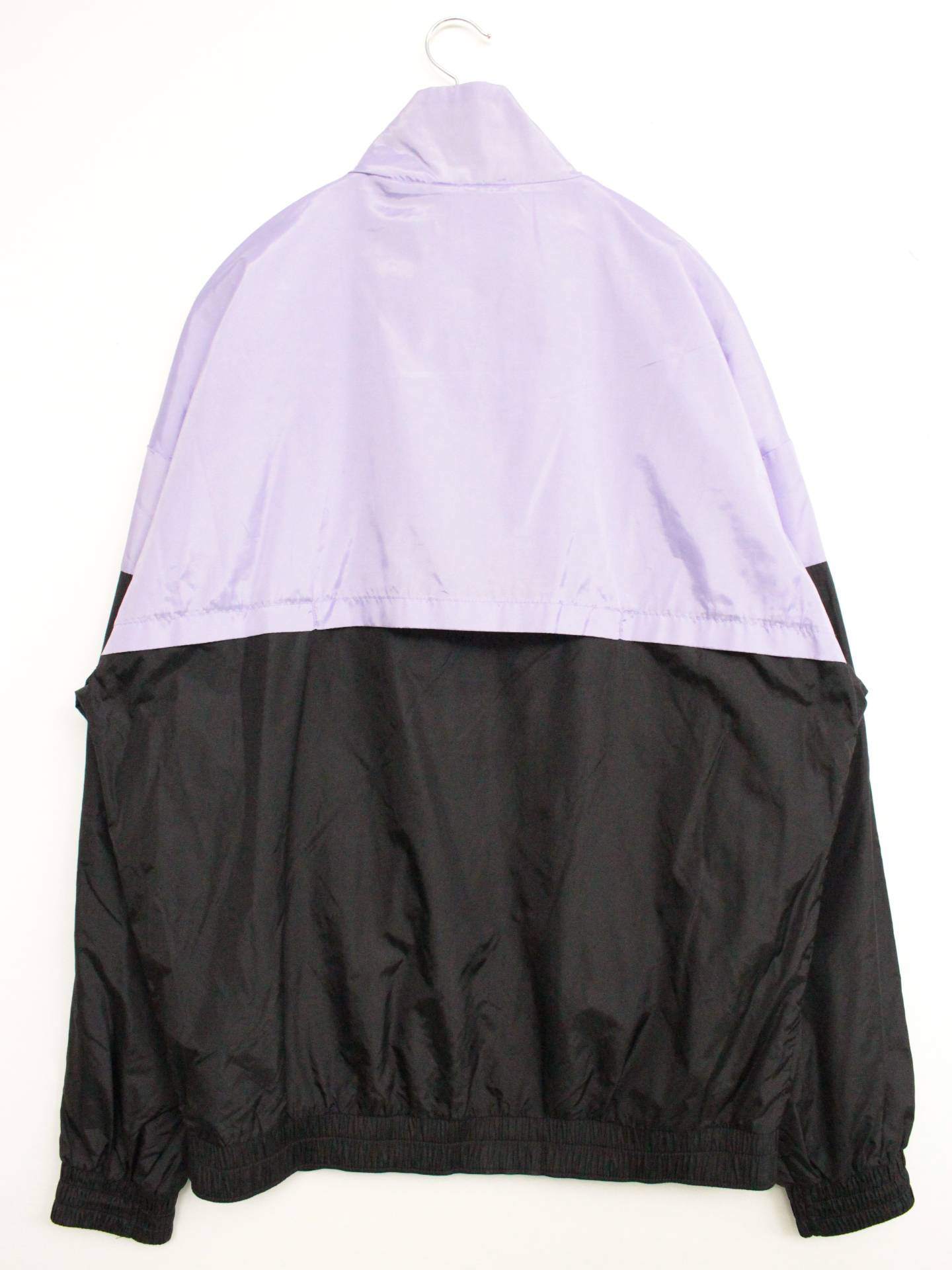 ナイロンジャケット