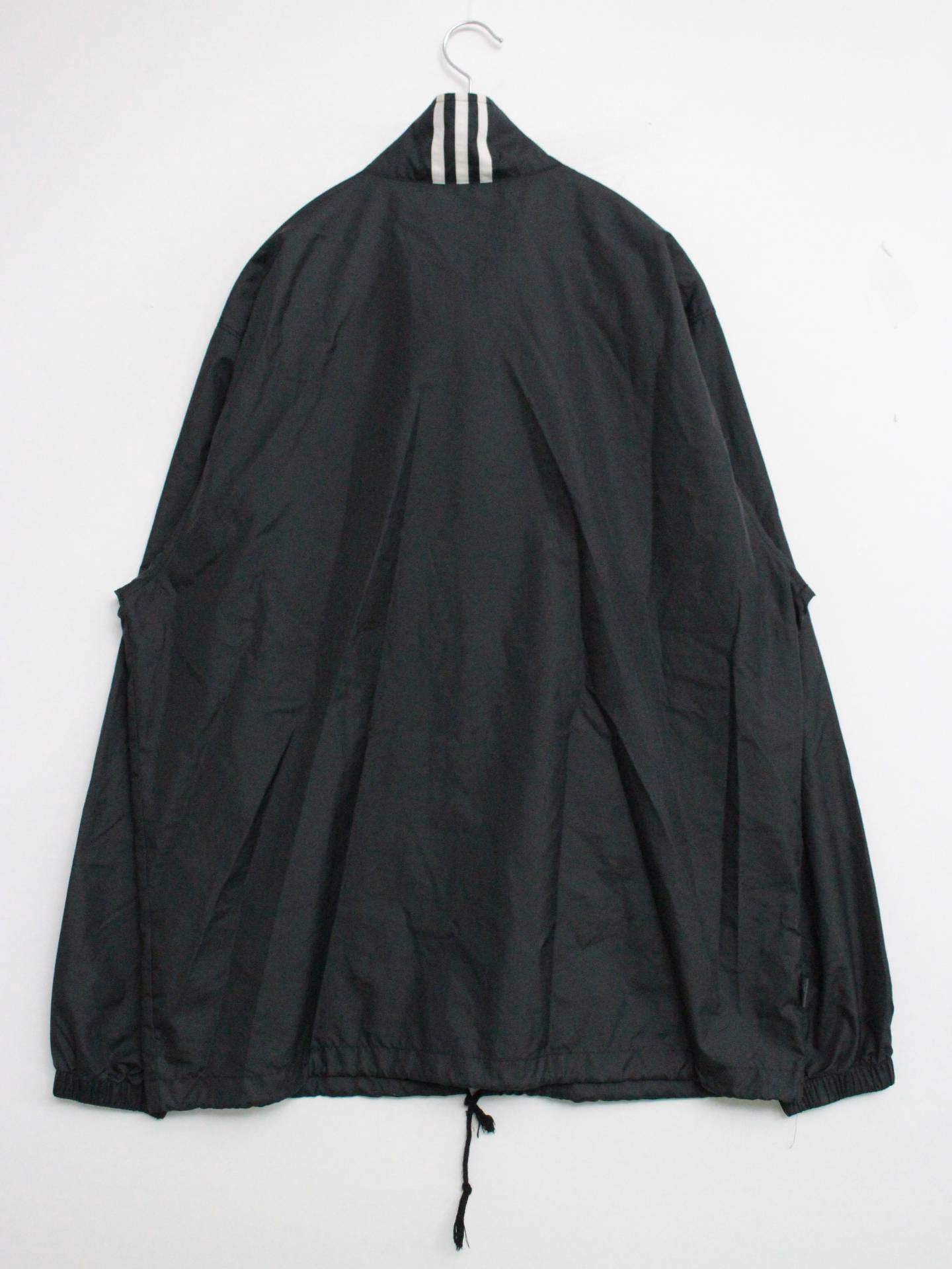 ナイロンジャケット