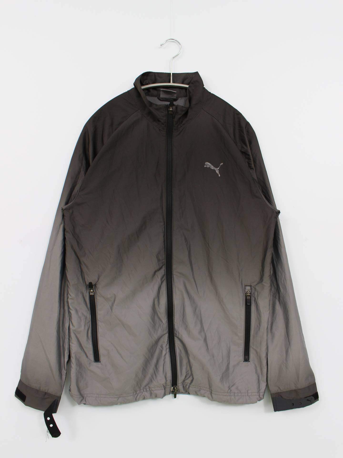 ナイロンジャケット