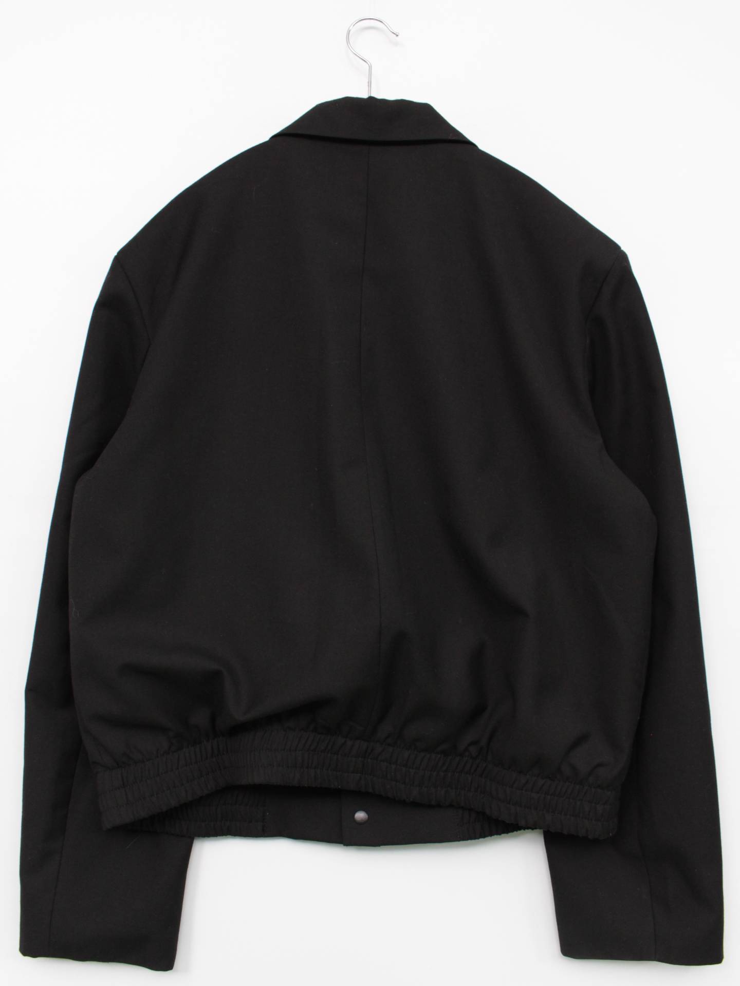 テーラードジャケット