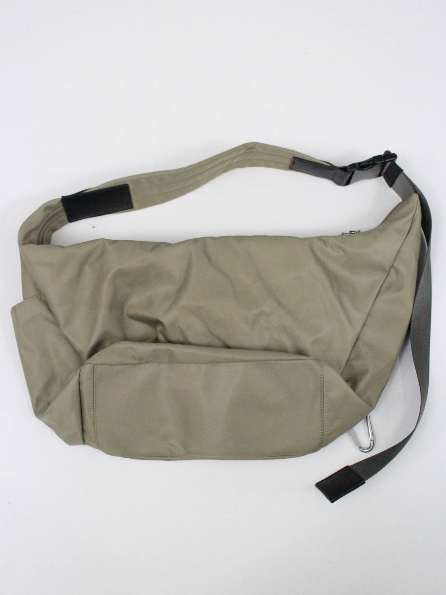 ボディバッグ/ウエストポーチ