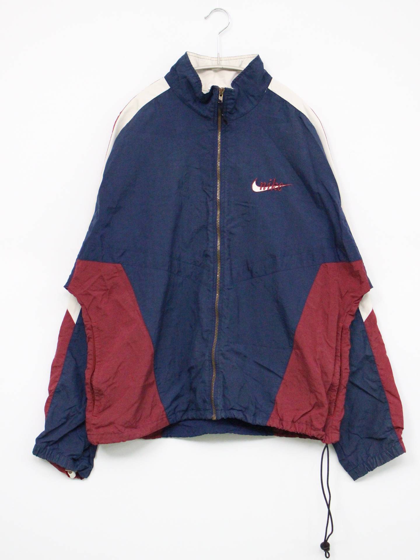 ナイロンジャケット