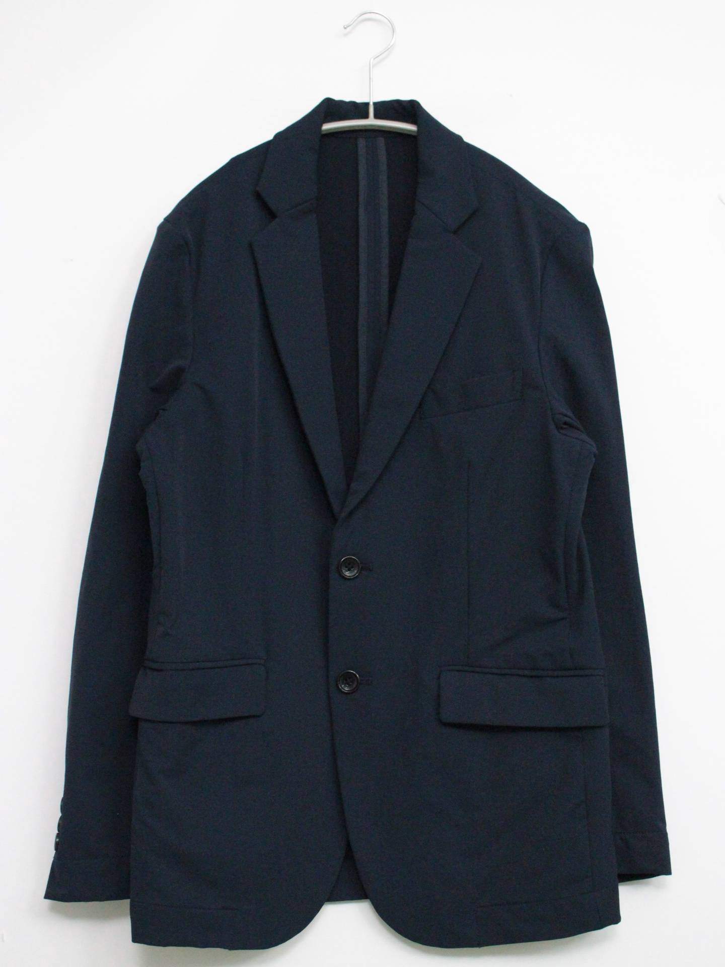 テーラードジャケット