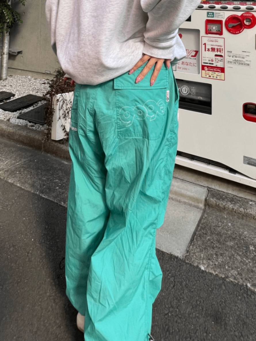 カーゴパンツ