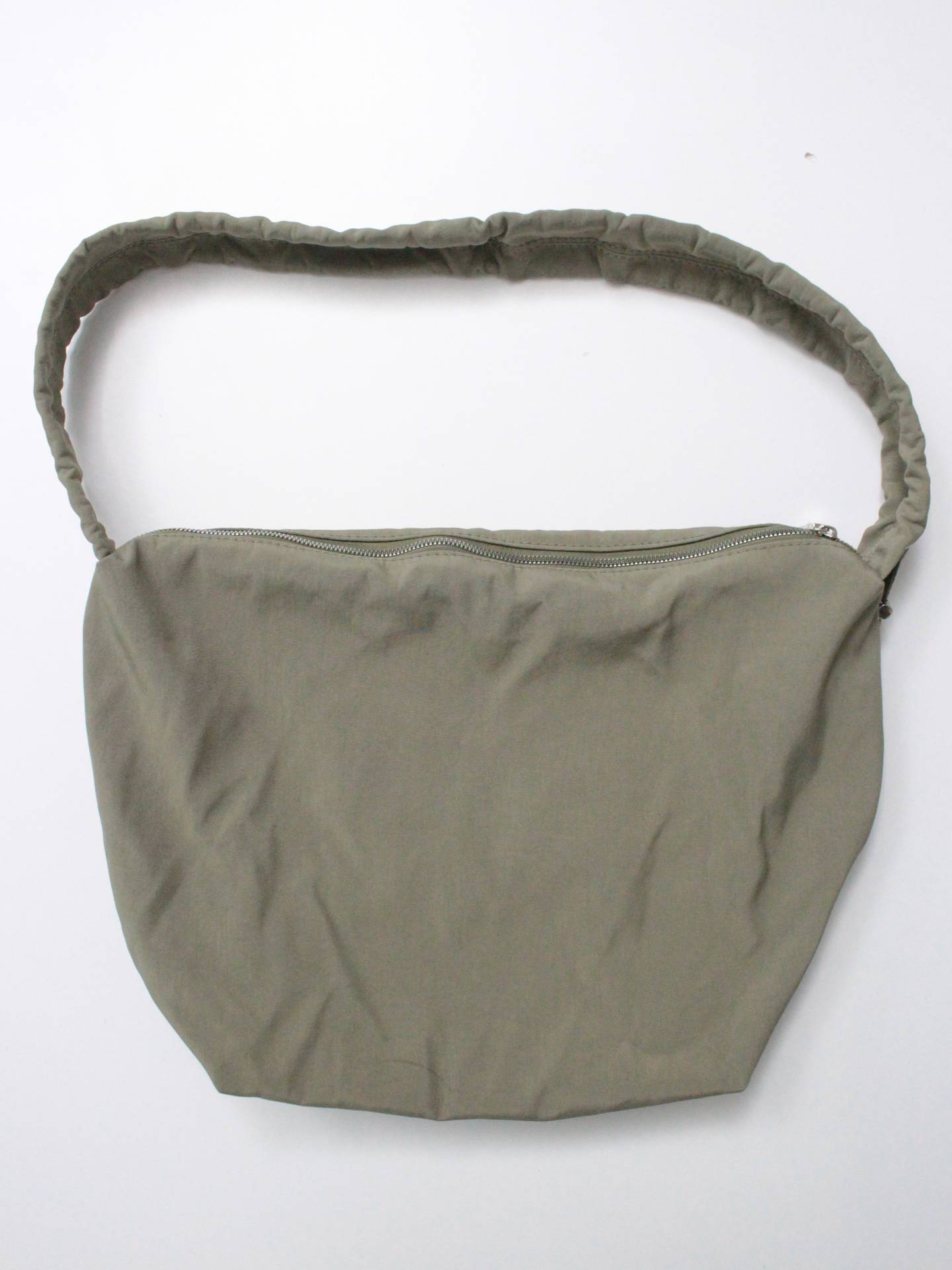 ショルダーバッグ