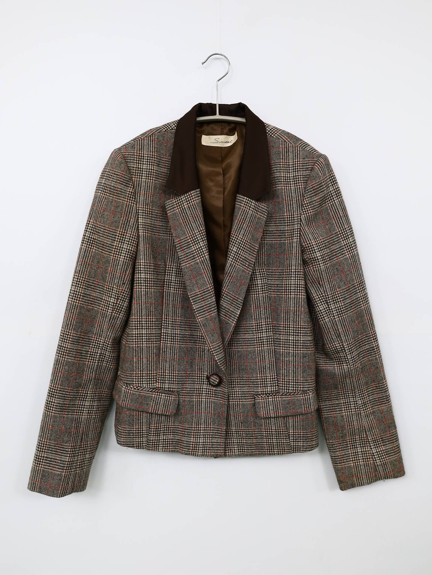 テーラードジャケット