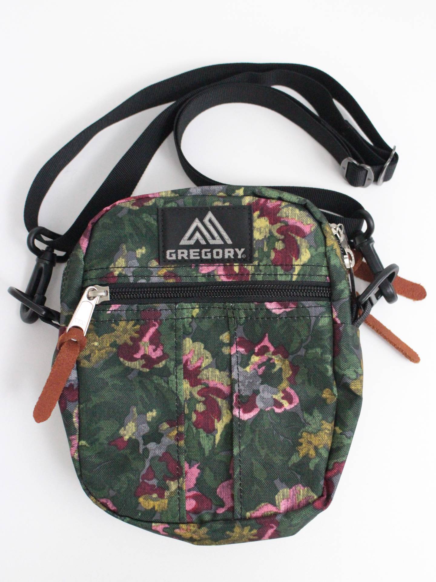 ショルダーバッグ