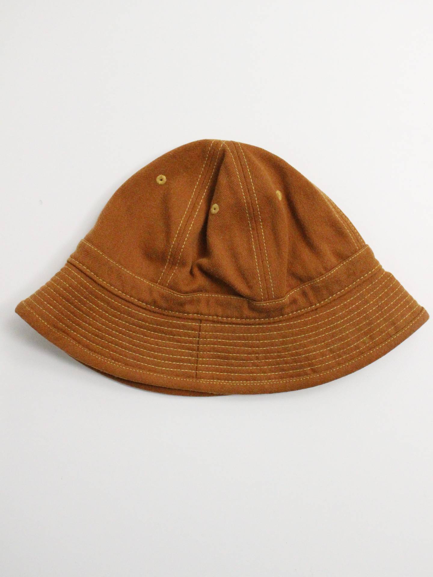 バケットハット