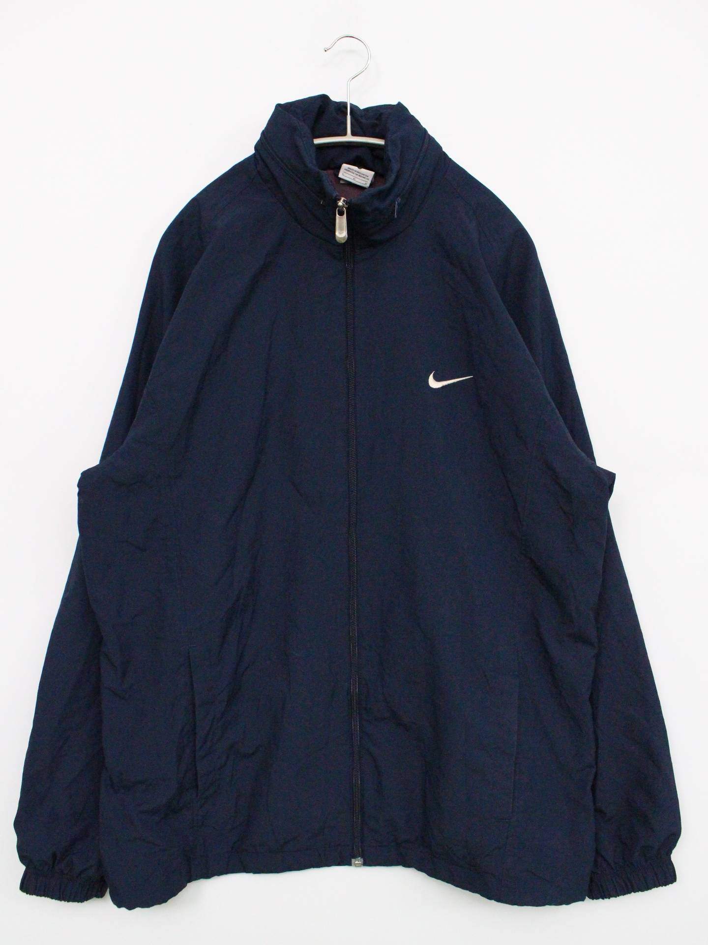 ナイロンジャケット