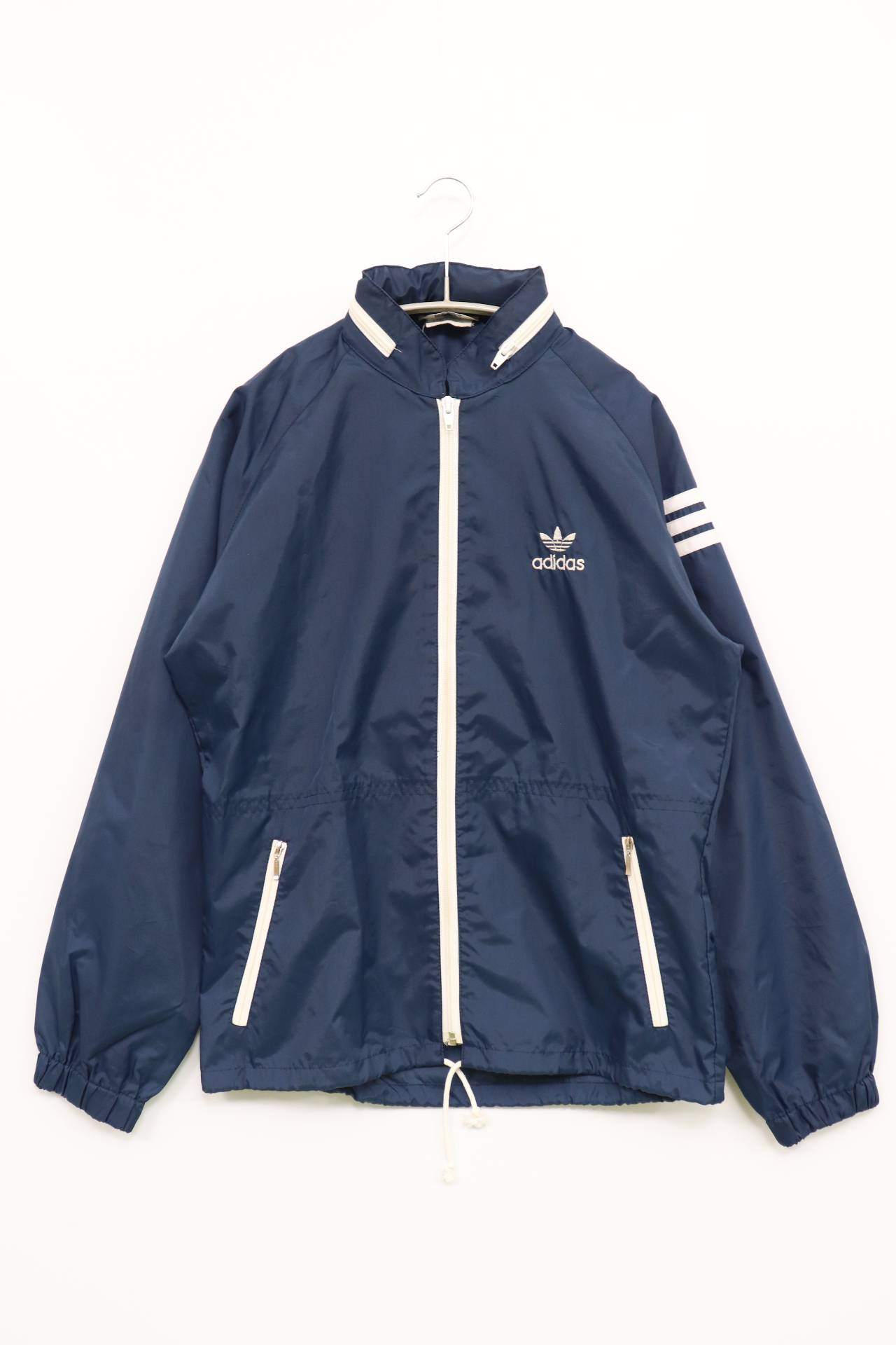 ナイロンジャケット