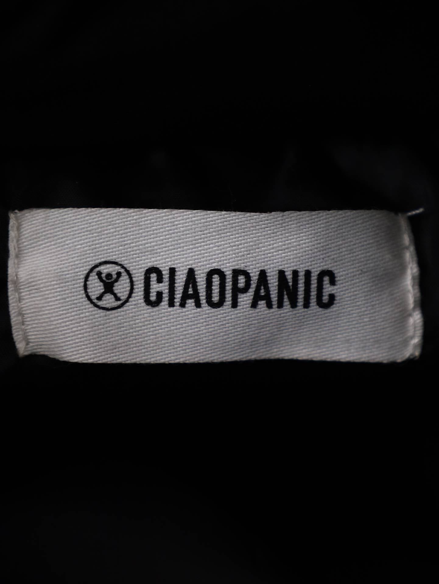 ナイロンジャケット