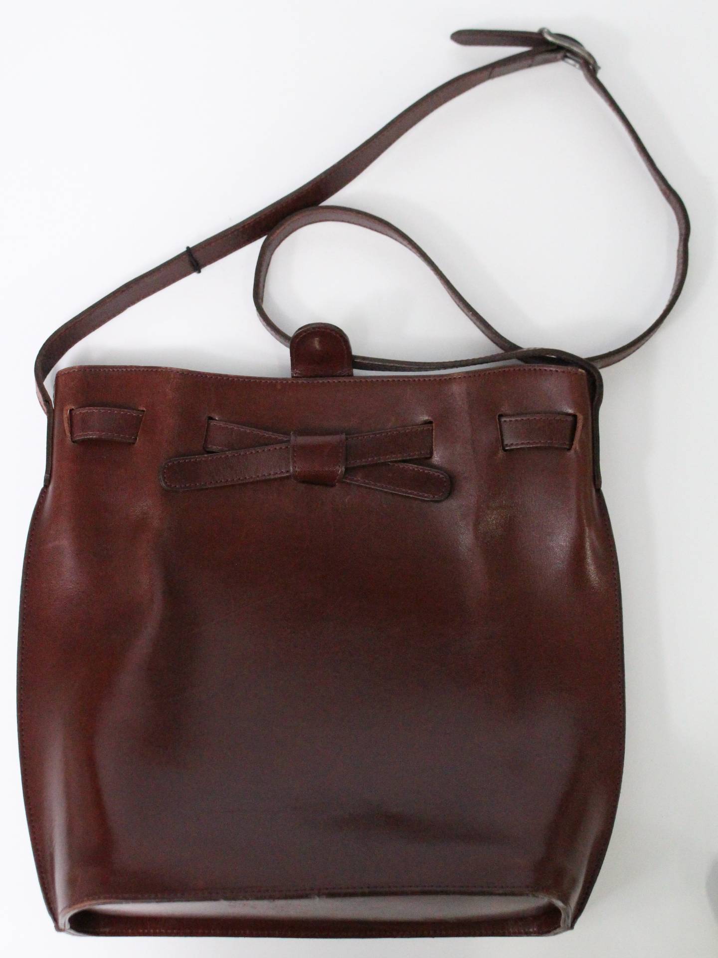 ショルダーバッグ