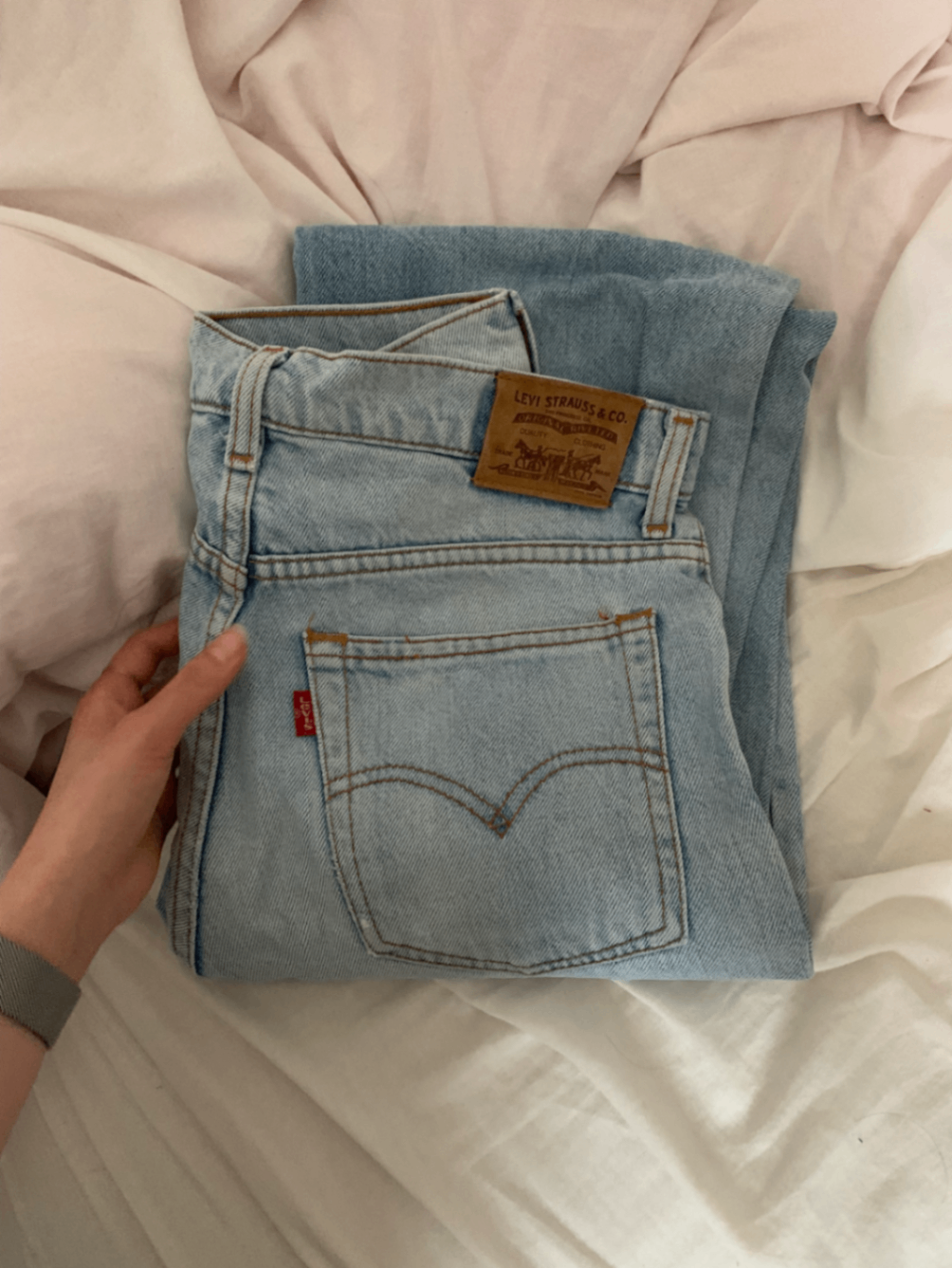 デニムパンツ