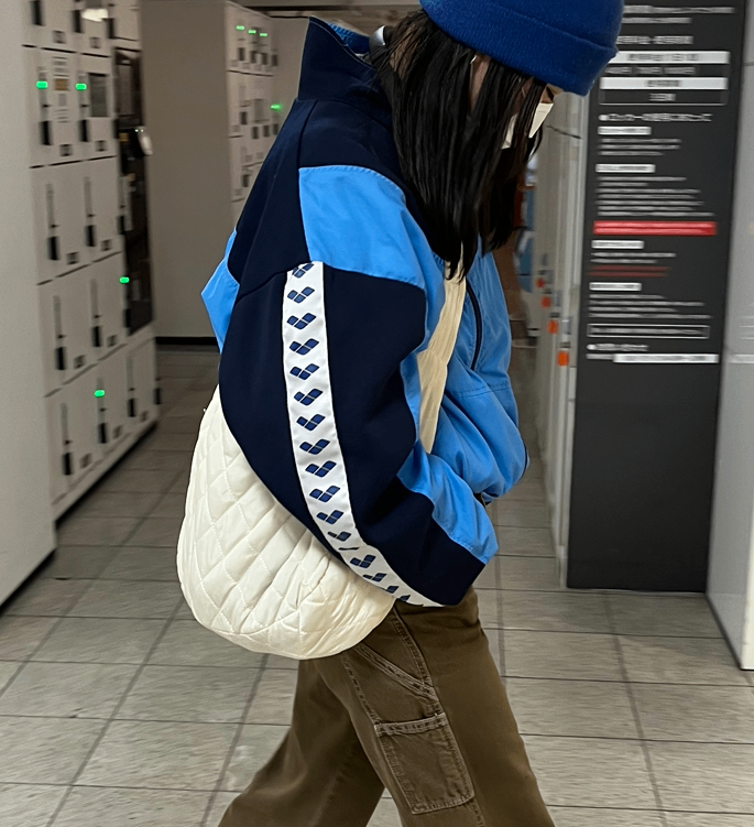 ナイロンジャケット